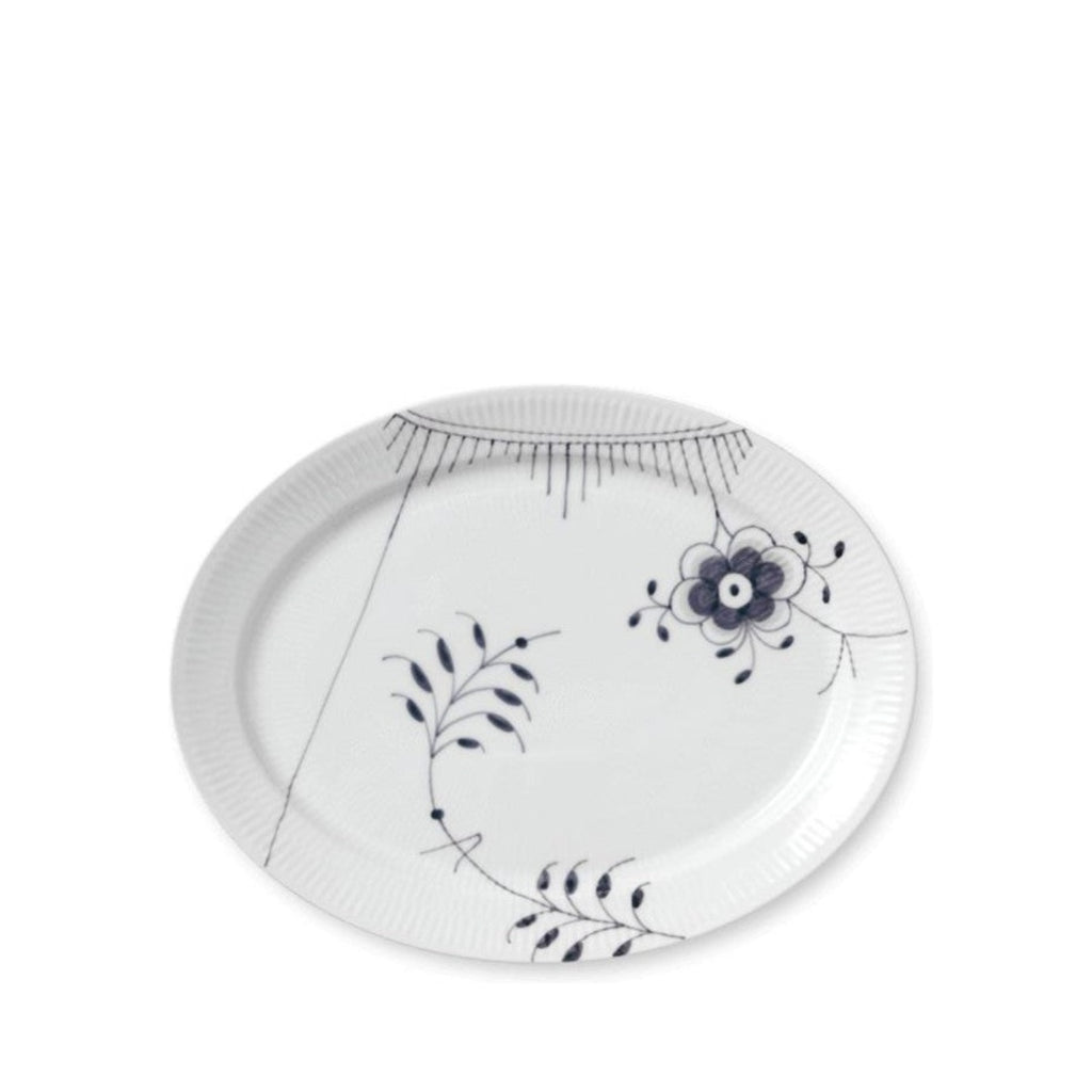 Royal Copenhagen Black Fluted Mega Plate, 34 Cm