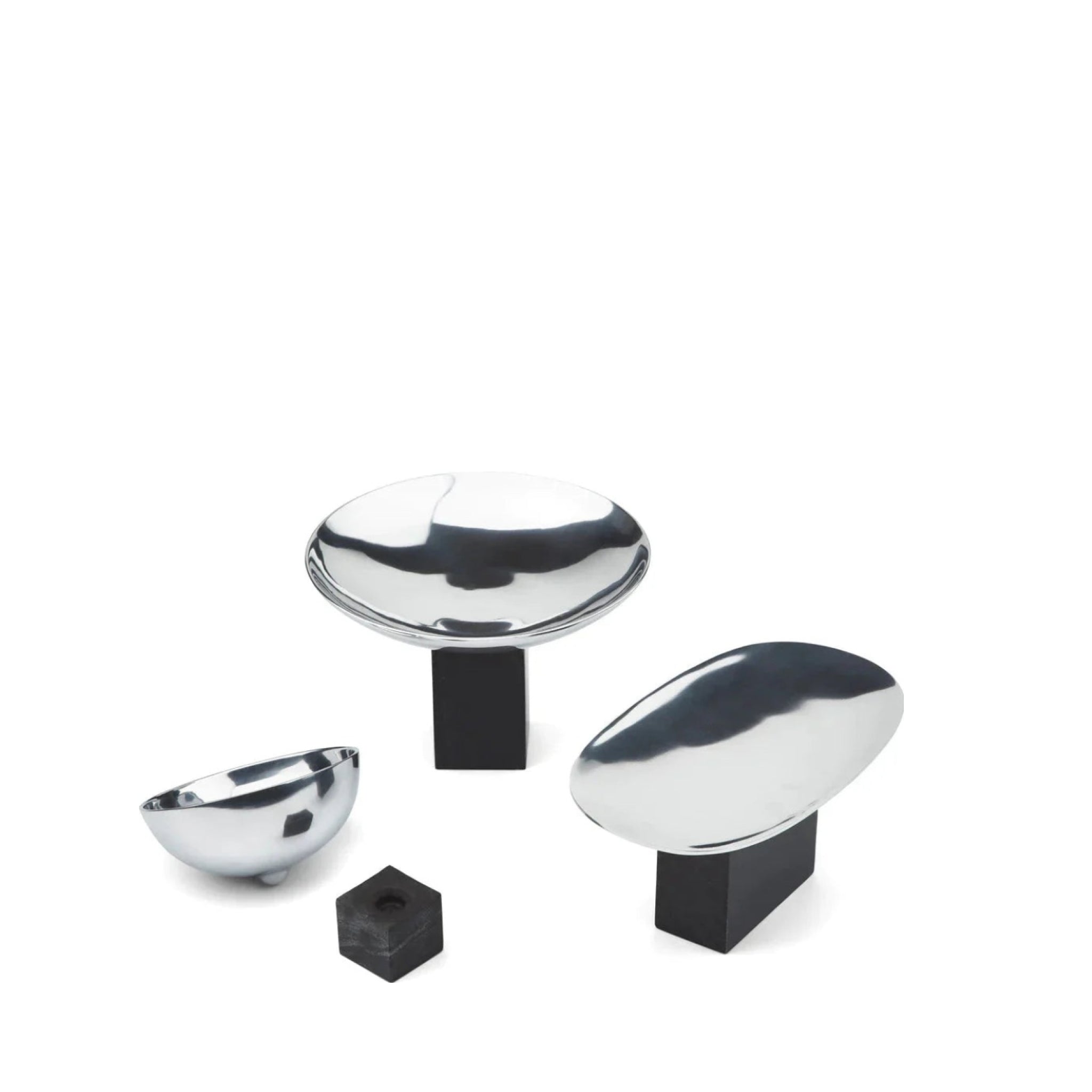 Gejst Sapoto Shell Black — Polished Aluminum & Marble Base, 25×15×12cm