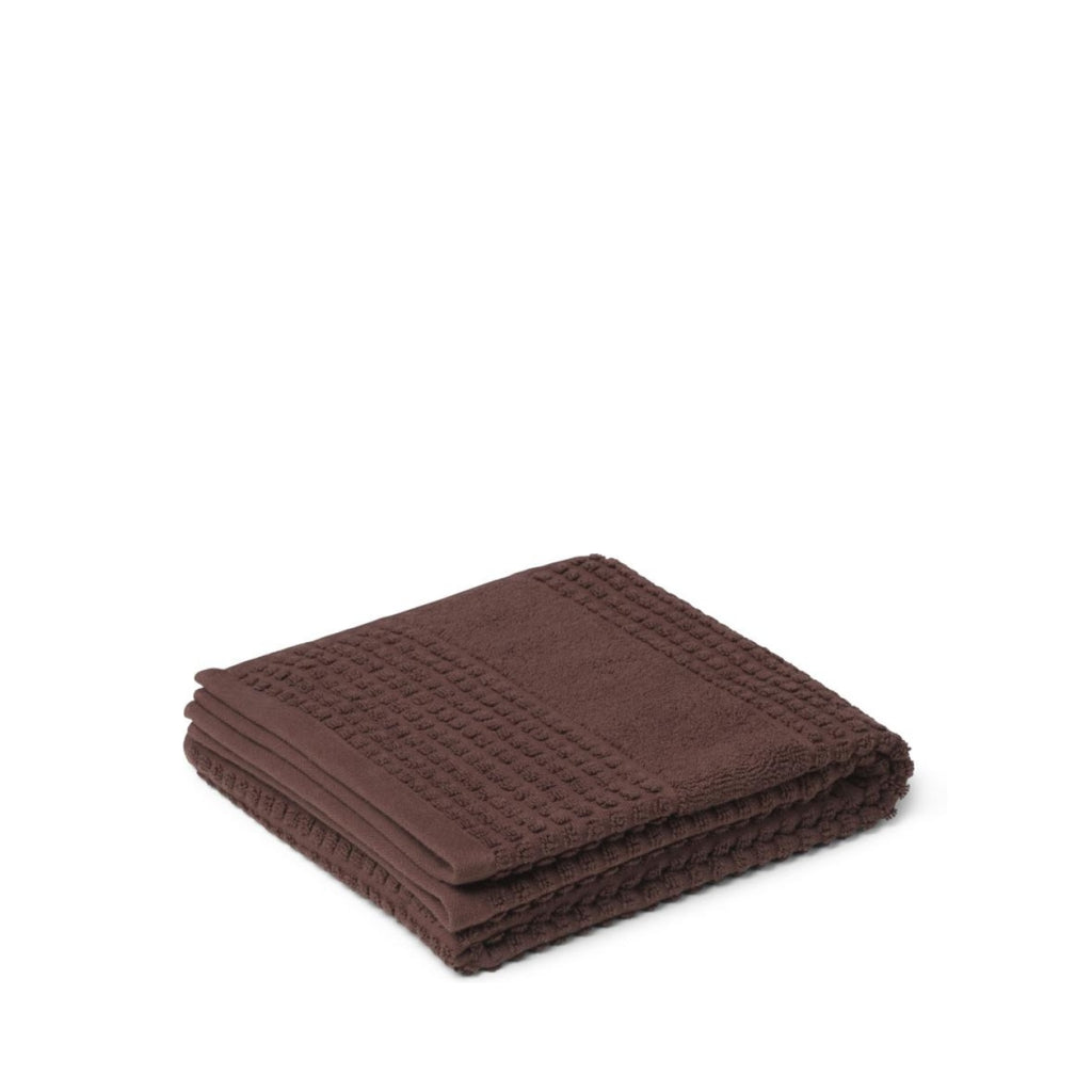 Juna Check Towel Chocolate, 50x100 Cm