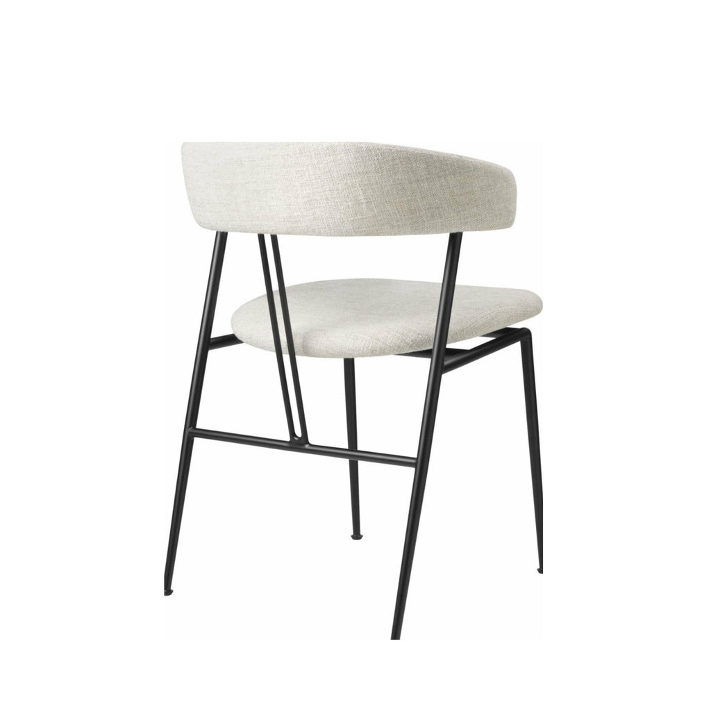 Gubi Violin Dining Chair Fully Upholstered, Svevo (002)