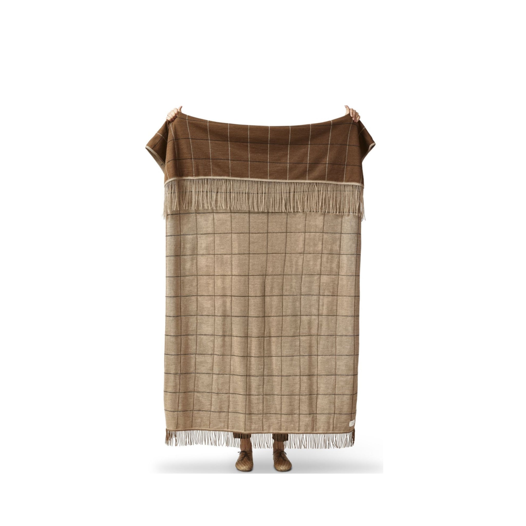 Form & Refine Aymara 100% Alpaca Blanket - Hand-Knit Undyed Brown 130cm