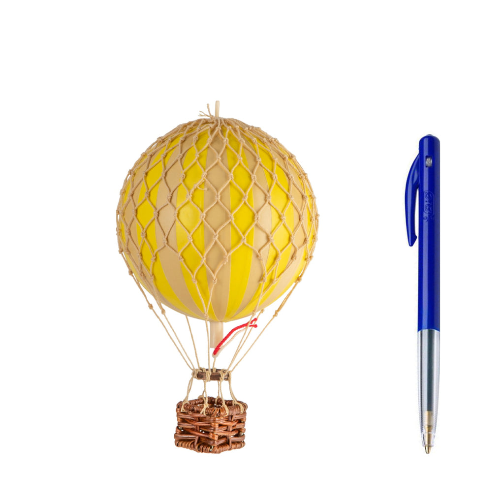 Authentic Models Floating The Skies Balloon Model, True Yellow, Ø 8.5 Cm