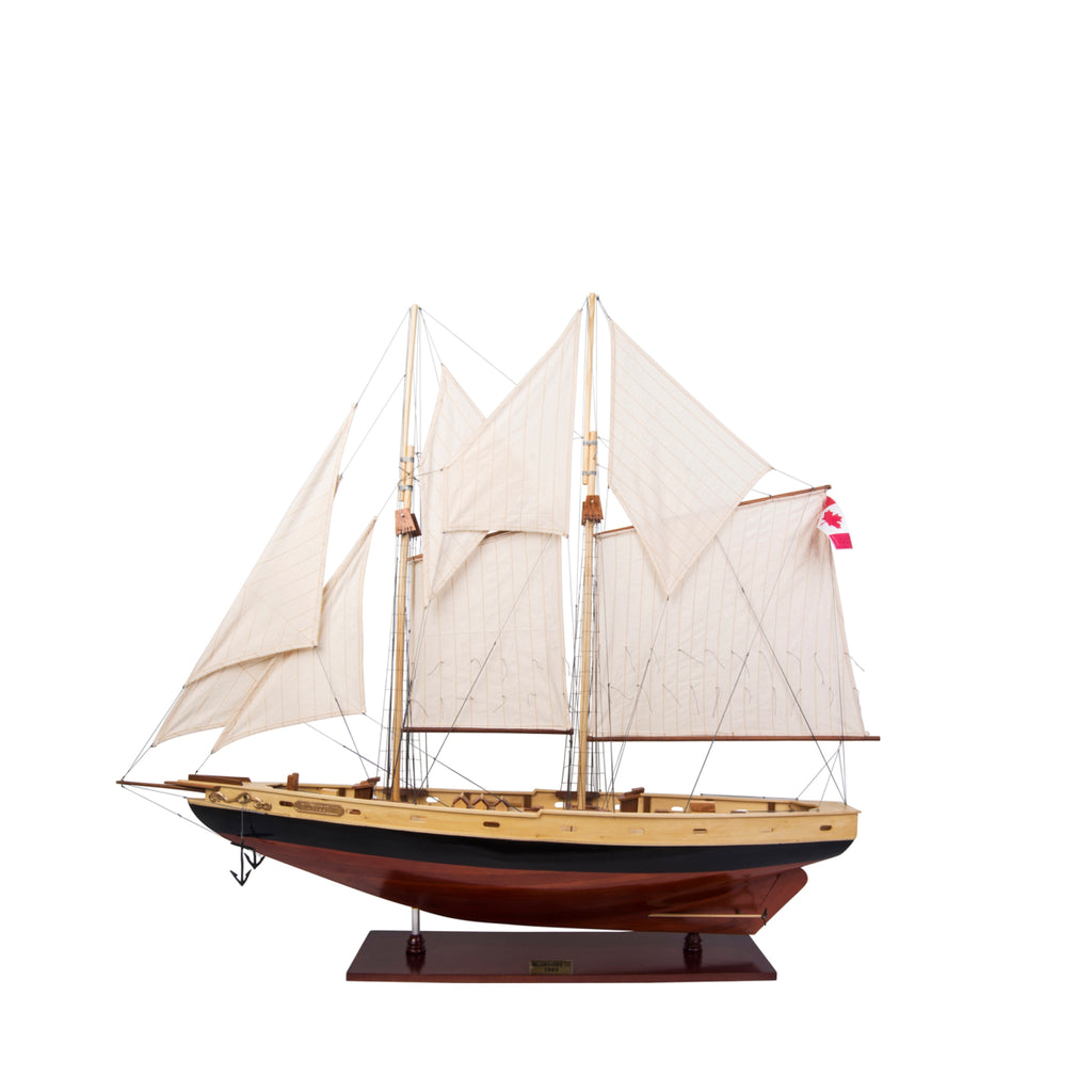 Authentic Models Bluenose Ii Painted Sailing Ship Model