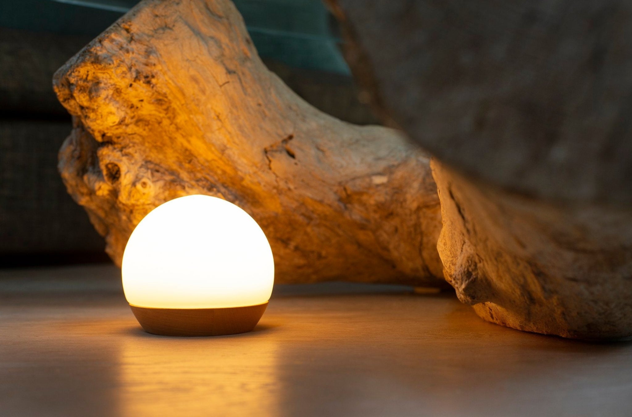 Spring Copenhagen Snowball Rechargeable Table Lamp