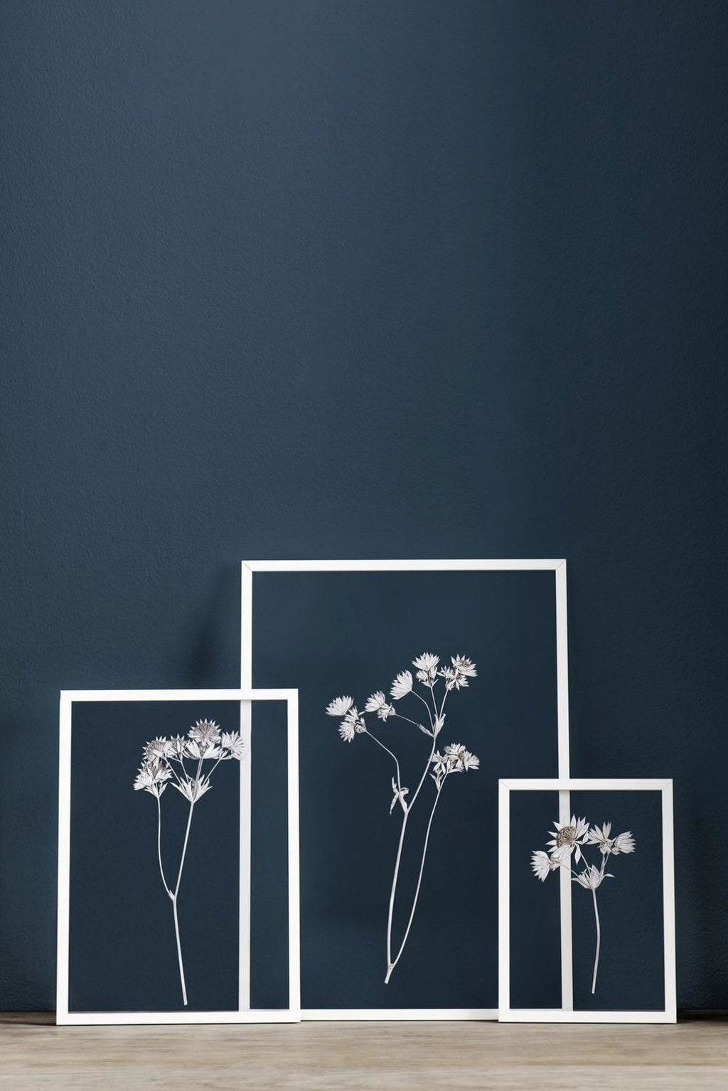 Moebe Frame A3 White - Stylish European Design with Acrylic & Aluminum