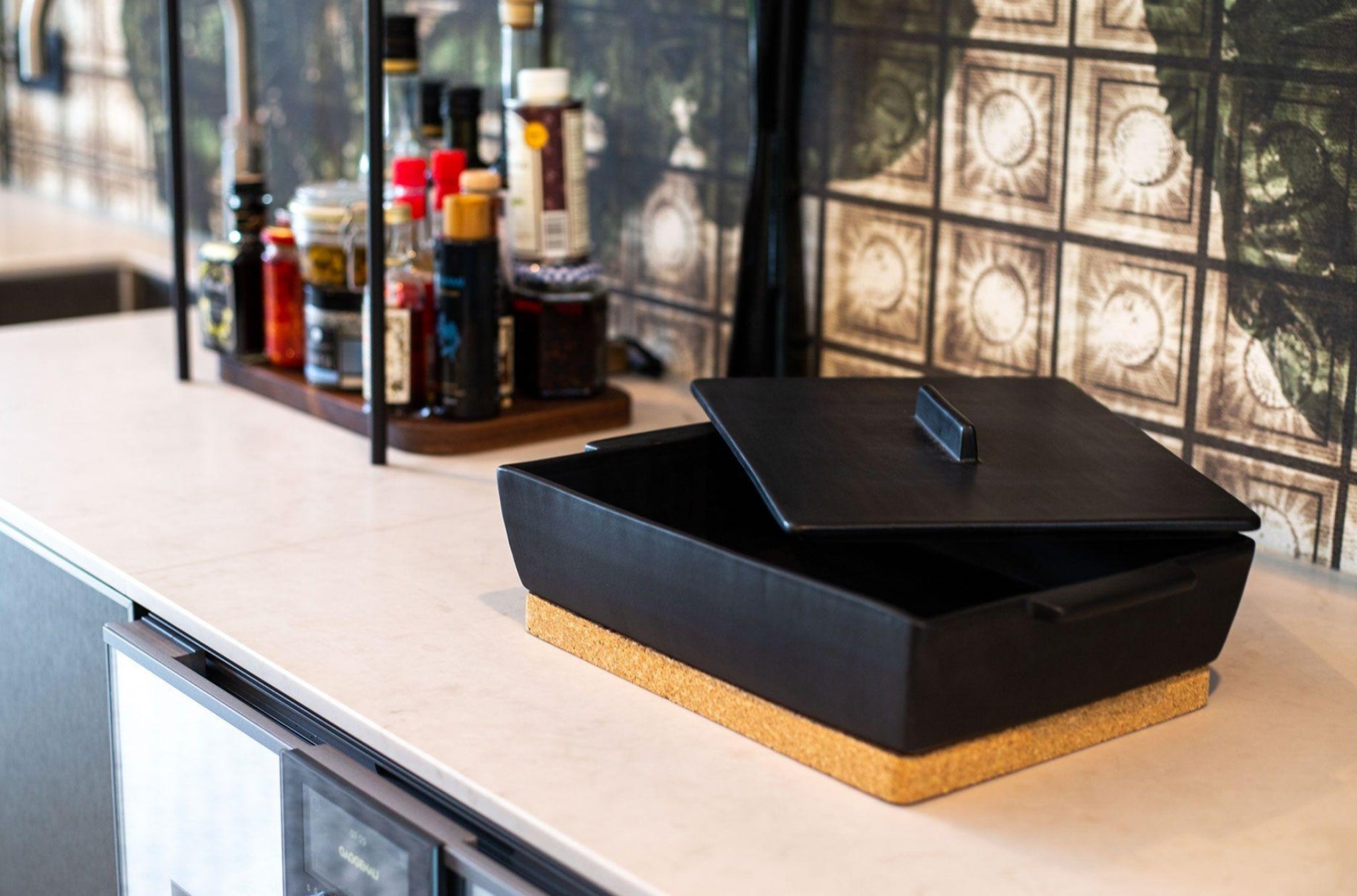 Dutchdeluxes rectangular casserole dish large, matt black