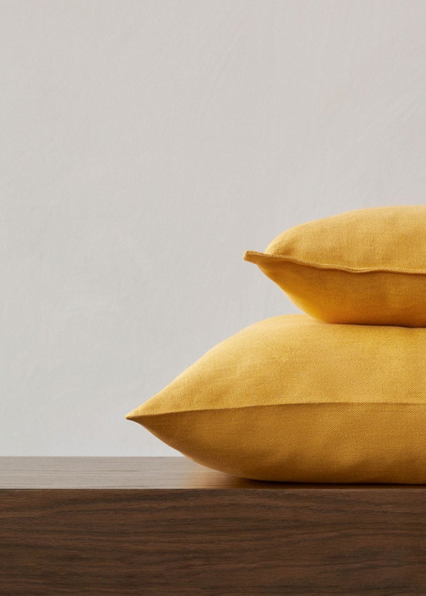 Audo Copenhagen Mimoides cushion 60x60 cm, ochre