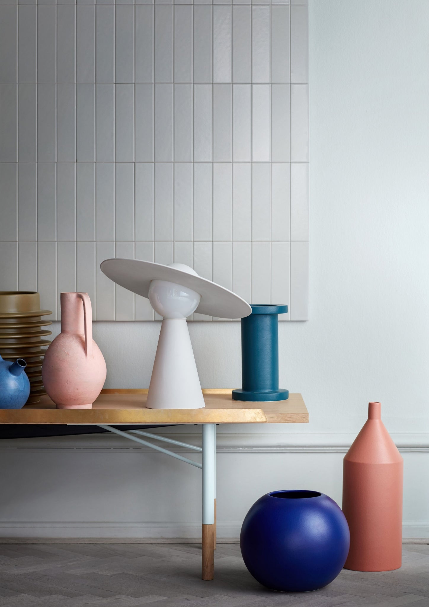 Moebe Ceramic Table Lamp, White