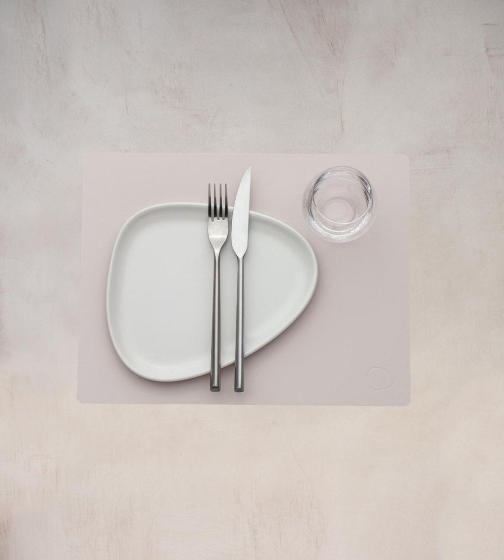 Lind DNA Square Placemat Nupo Leather M, Soft Nude