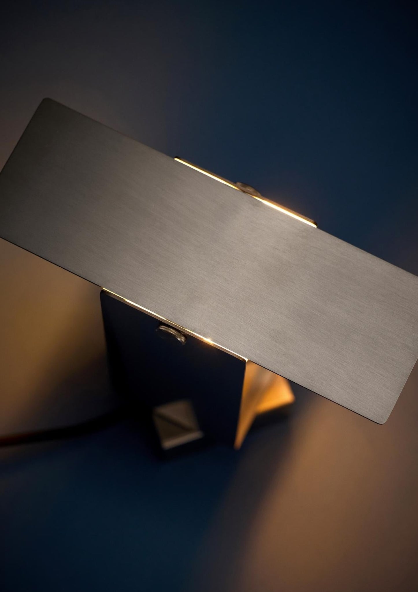 Illuminate Your Space with MOEBE's Stainless Steel Pivoting Table Lamp