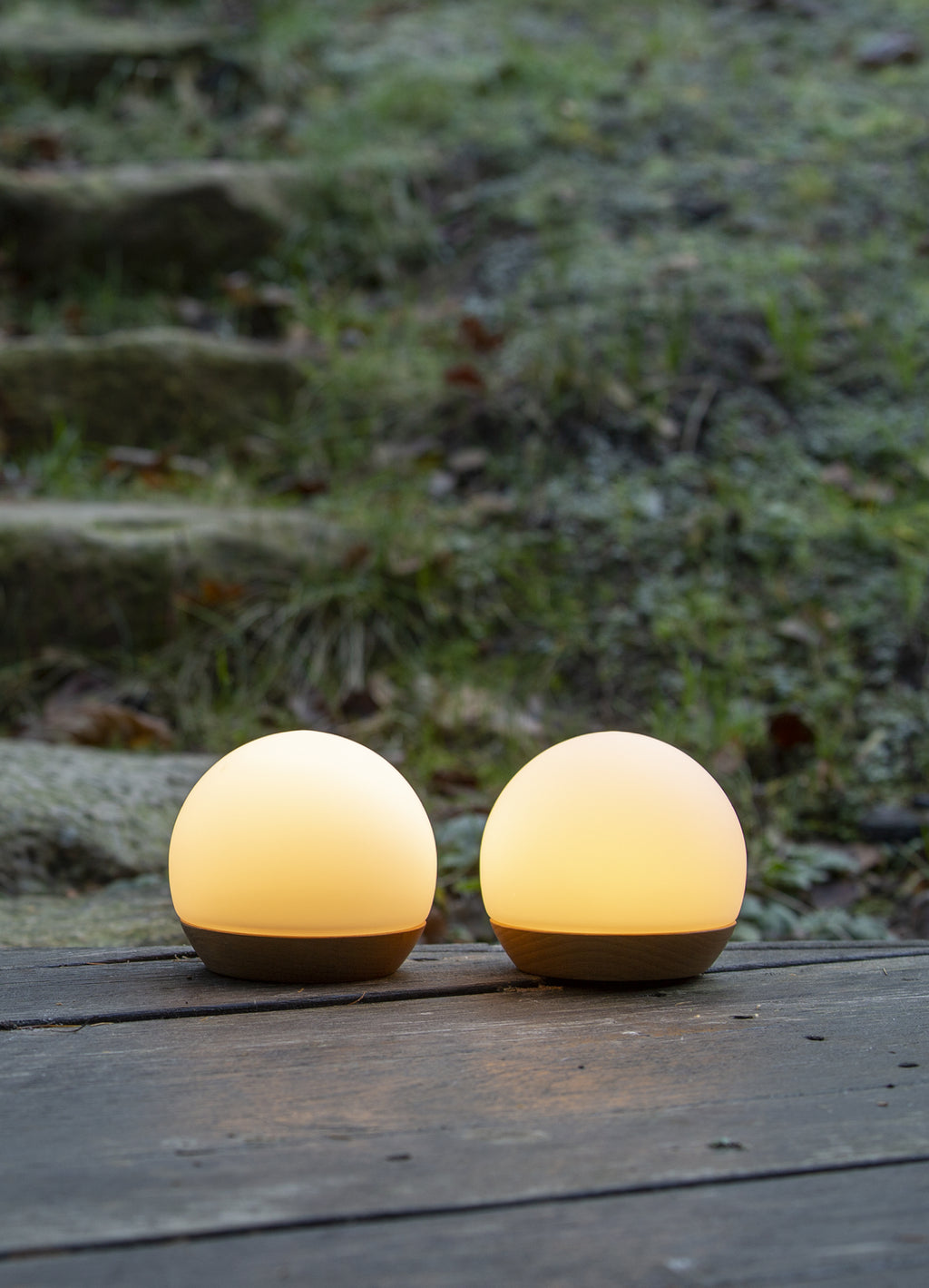 Spring Copenhagen Snowball Rechargeable Table Lamp