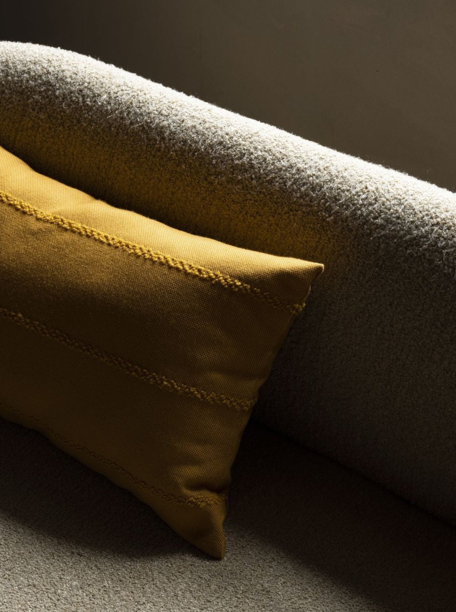 Audo Copenhagen Losaria cushion 60x40 cm, indigo