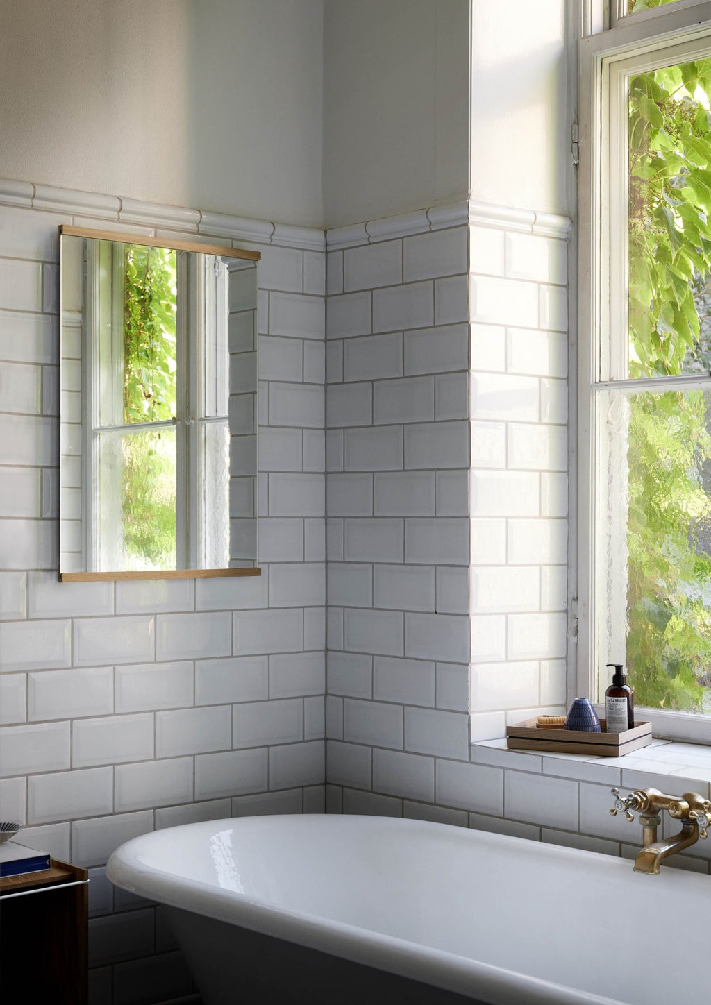 Moebe Rectangular Oak Wall Mirror 43.3x30 cm - Minimalist Nordic Design