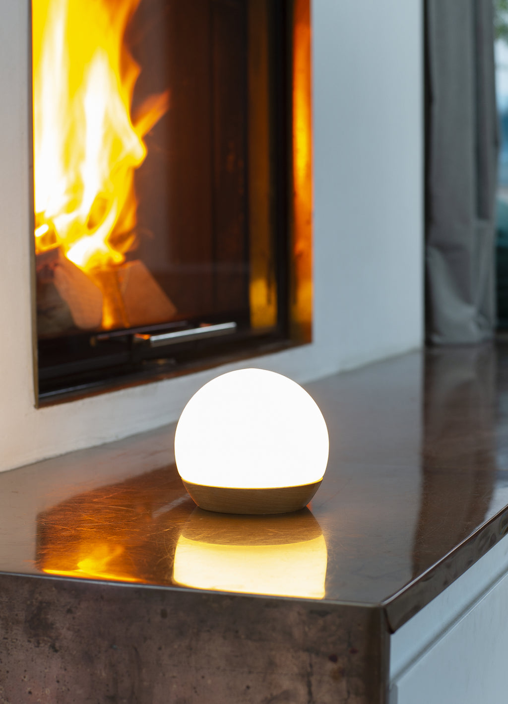 Spring Copenhagen Snowball Rechargeable Table Lamp