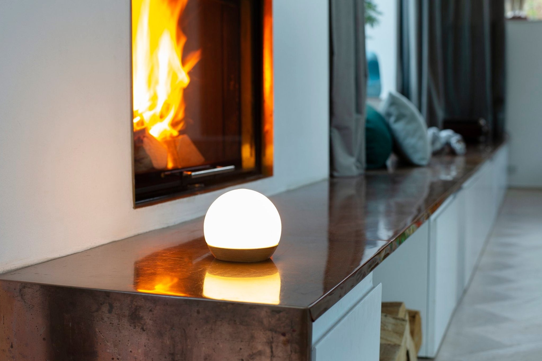 Spring Copenhagen Snowball Rechargeable Table Lamp