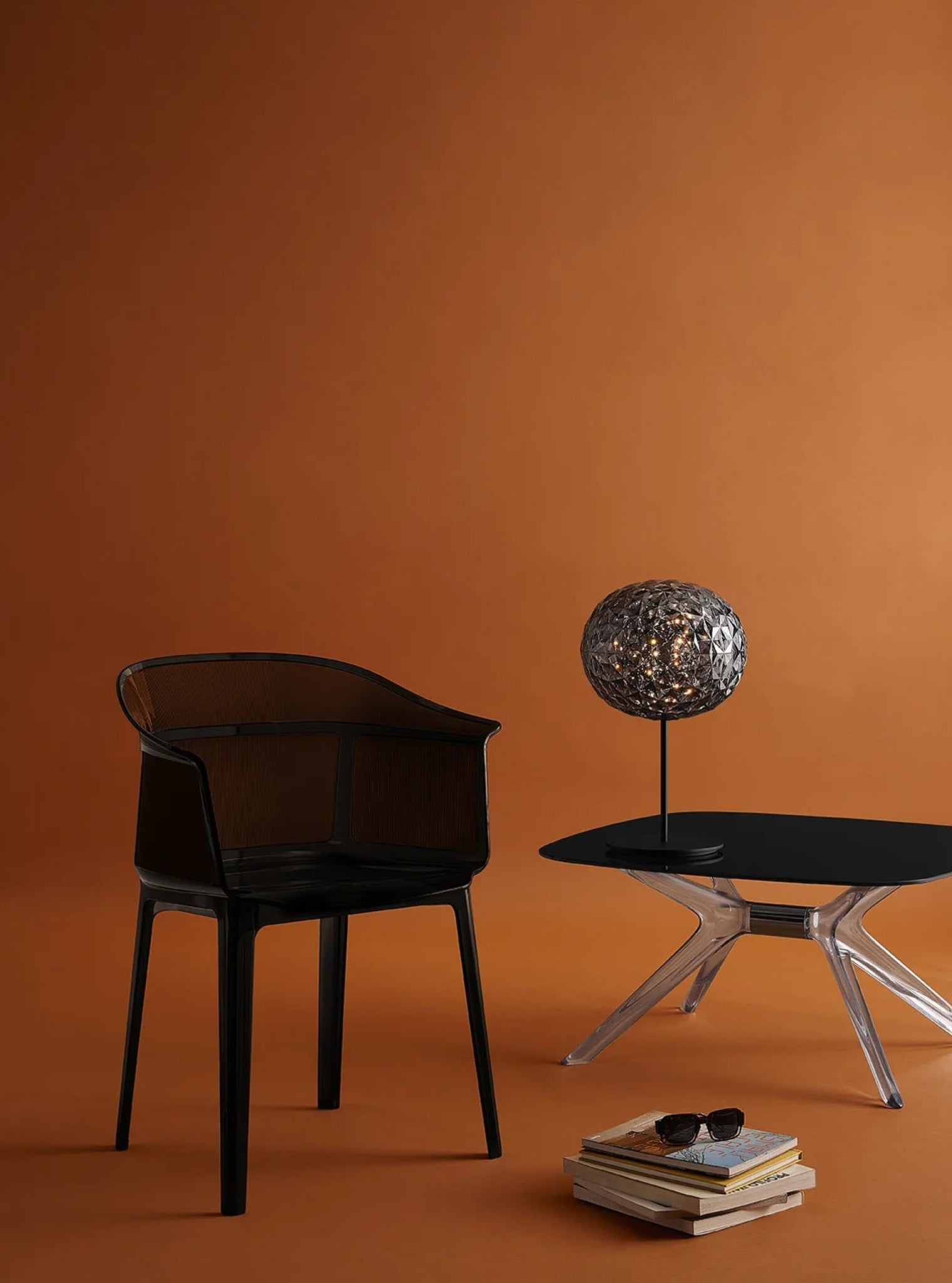 Kartell Planet Table Lamp with Base, Crystal