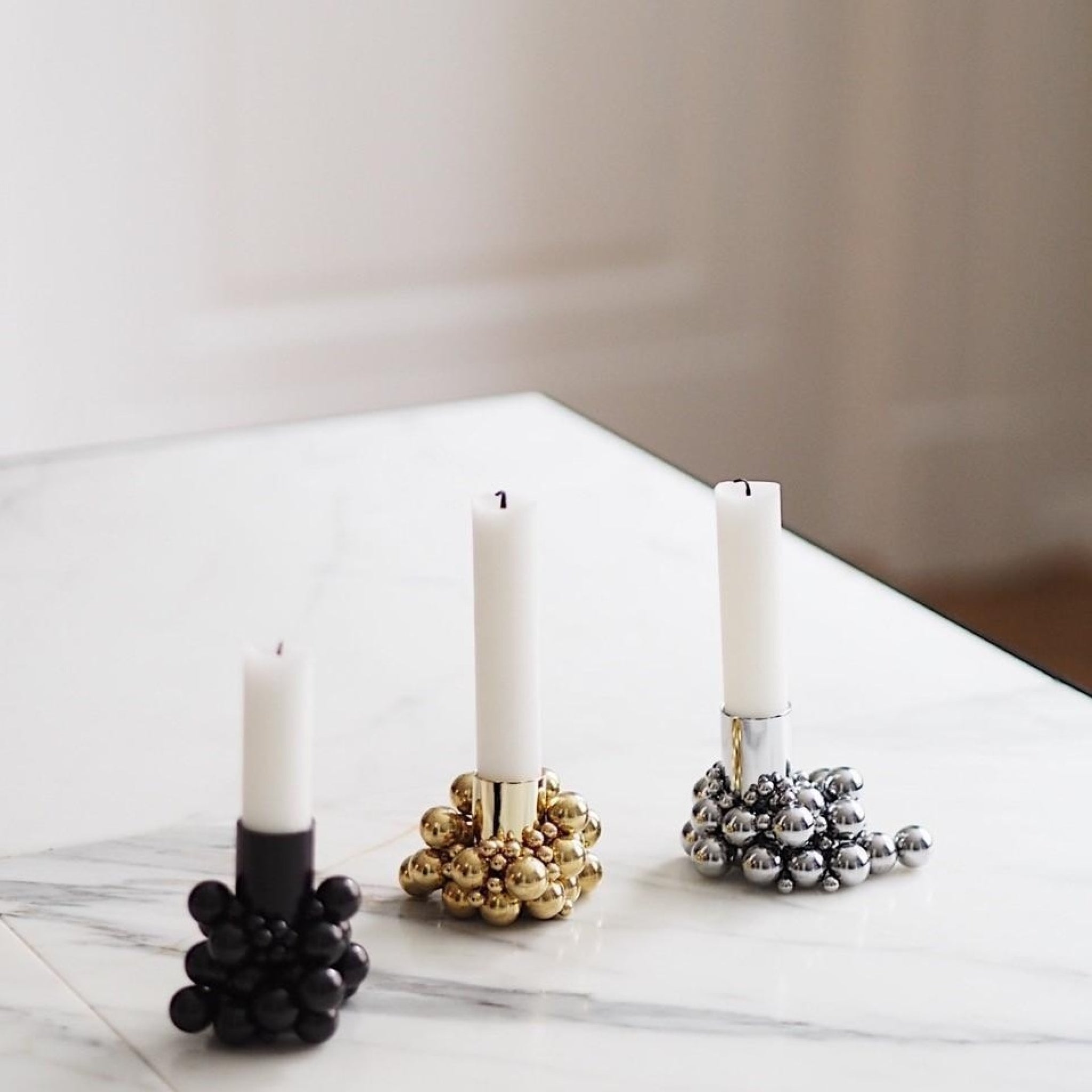 Gejst Molekyl Brass Candle Holder Ø 2.5×3.3 Cm – Magnetic Steel Design