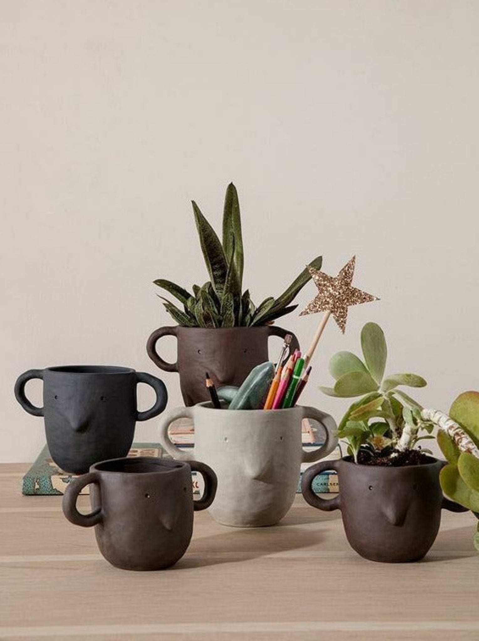 Ferm Living Mus Pot Dark Grey, Large