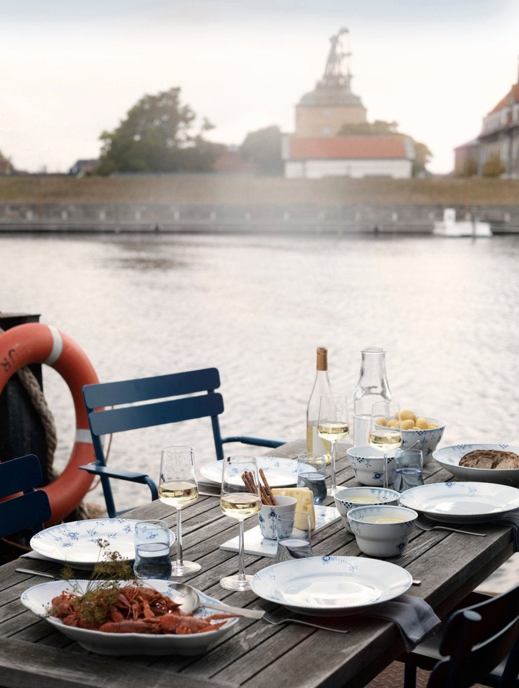 Royal Copenhagen Elements Blue Plate, 28 Cm