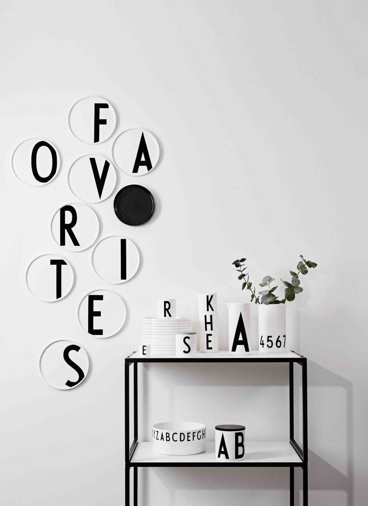 Design Letters Personal Porcelain Plate A-Z, Q