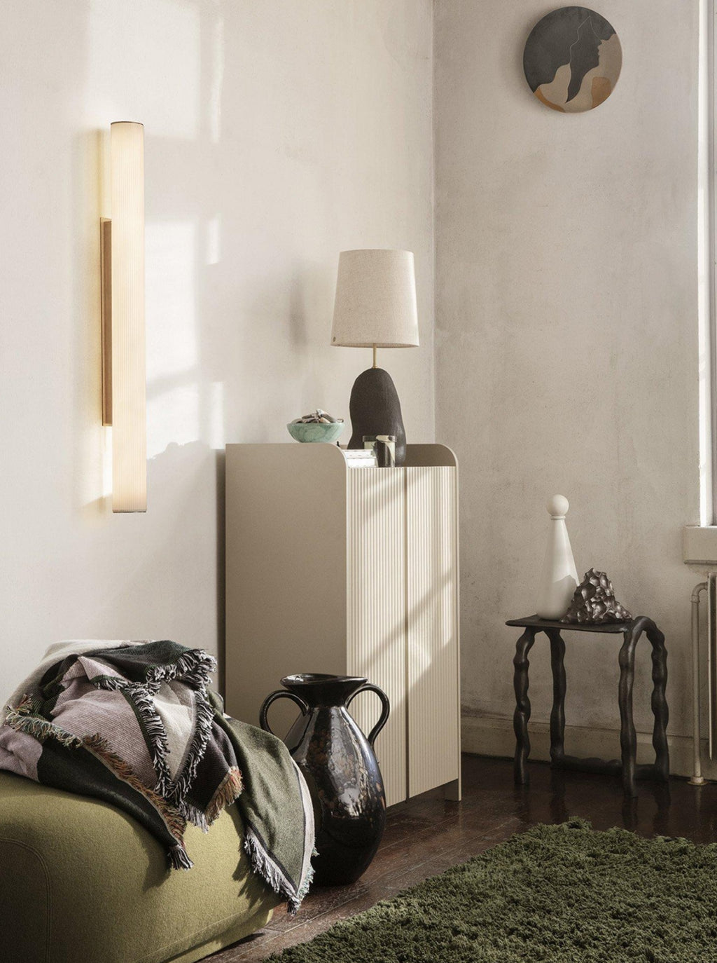 Ferm Living Vuelta Wall Lamp Brass ø100 Cm, White