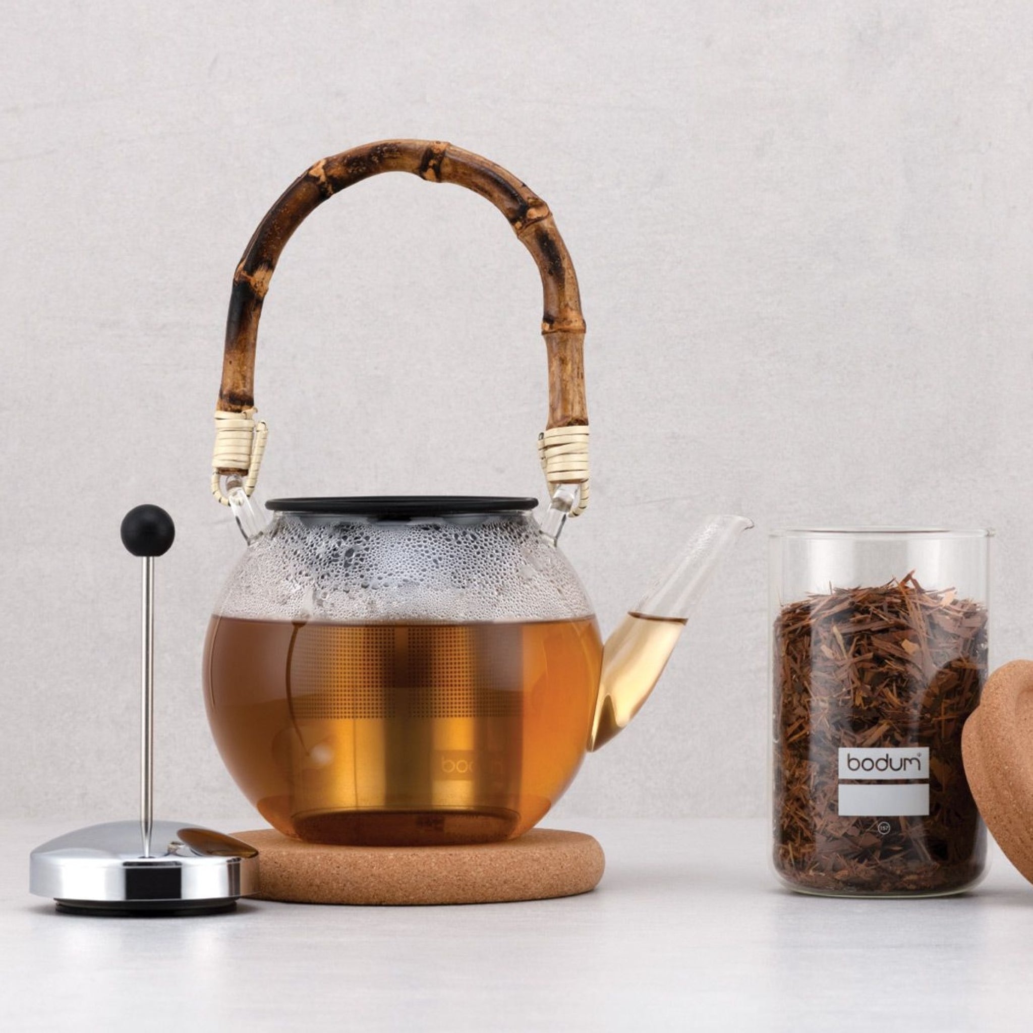 Bodum Assam Tea Maker with Filter and Handle Bamboo, 1.5 L