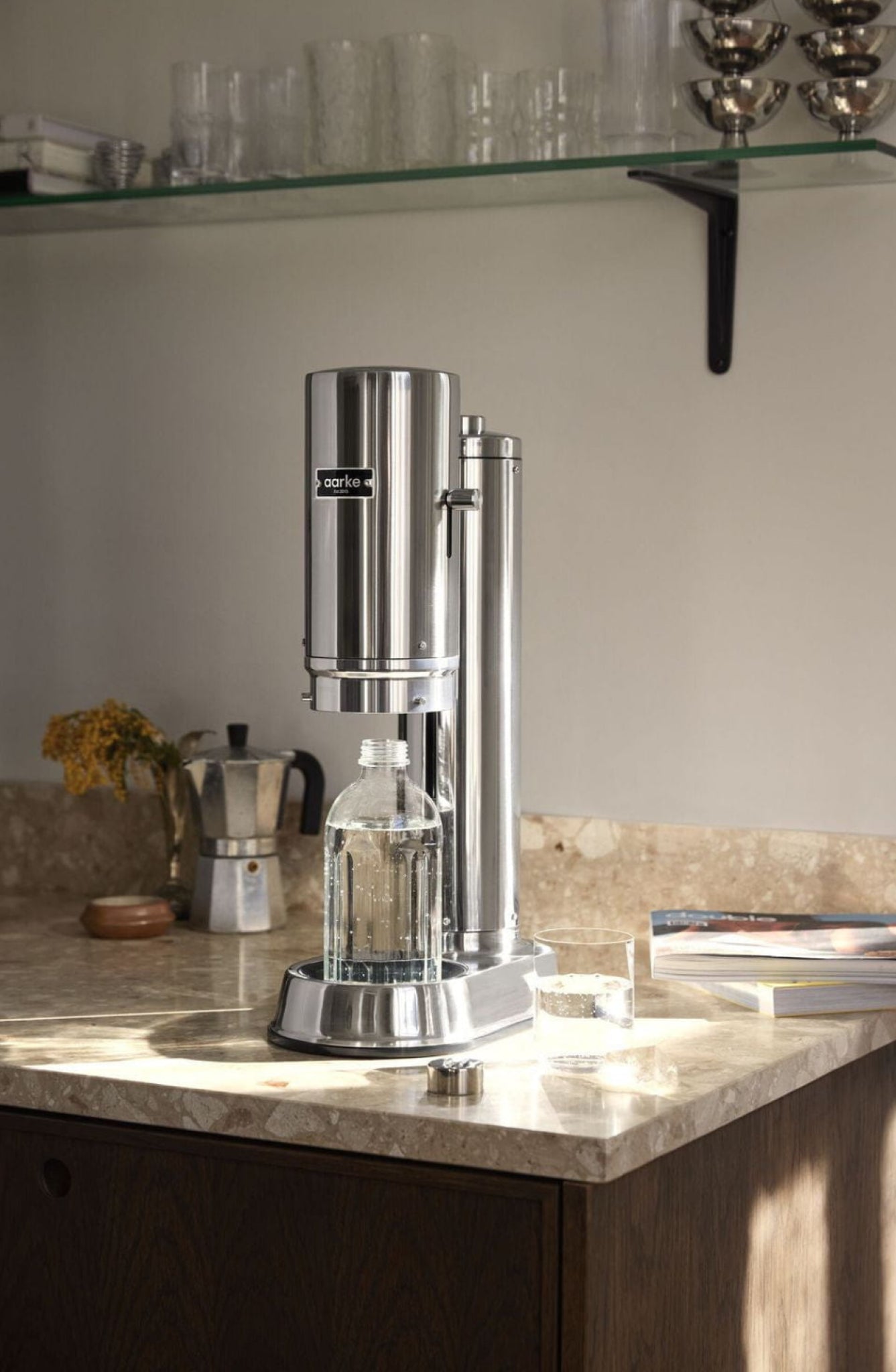 Aarke Carbonator Pro: Stainless Steel Sparkling Water Maker With Glass Bottle