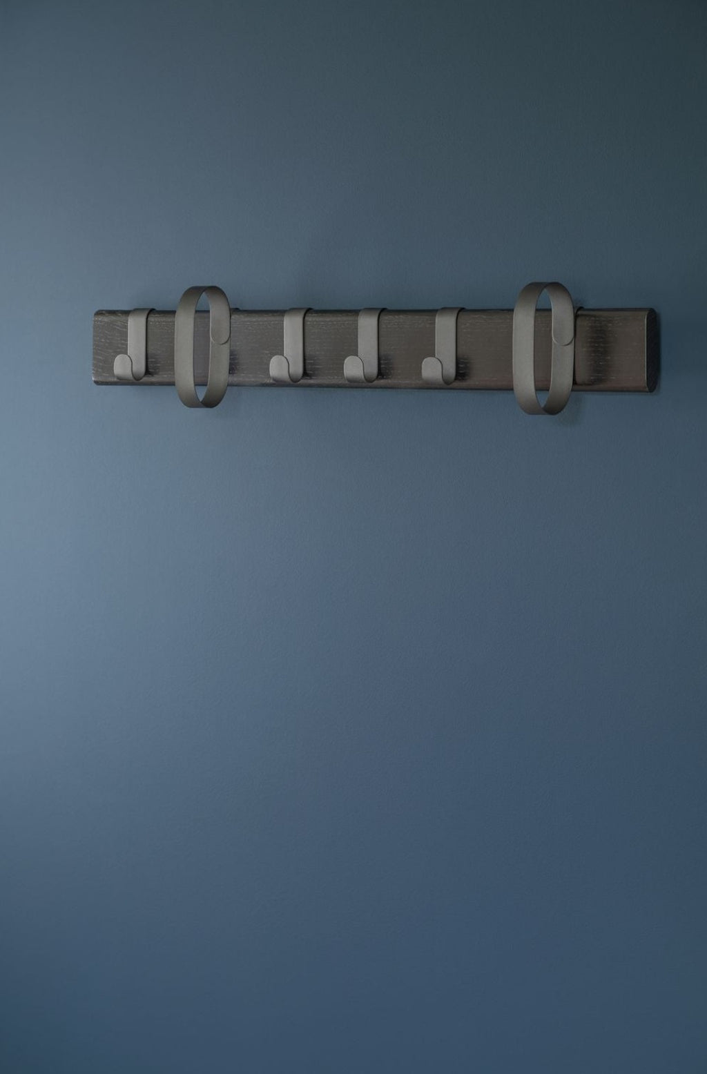 Novoform Design Fluke Wall Hook Large, Oak Black Lacquered