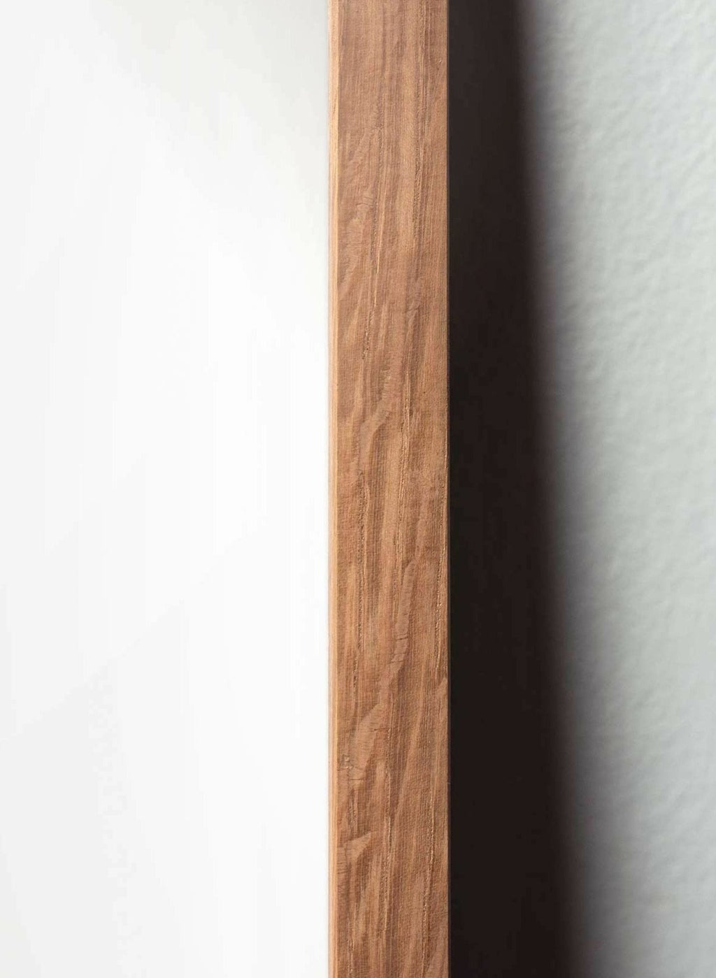 Brainchild pine cone classic poster, frame made of light wood 50x70 cm, red background