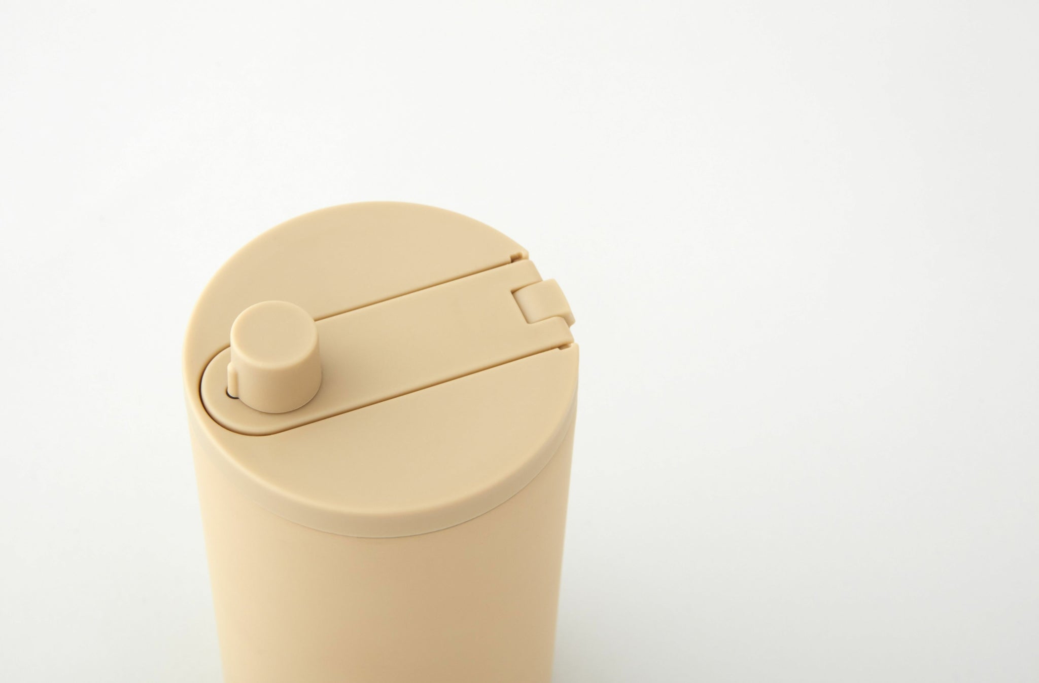 Design Letters Travel ThermoCher 350 ml, beige