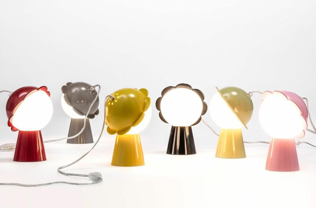 Qeeboo Daisy Table Lamp by Nika Zupanc in Black - Romantic Home Lighting