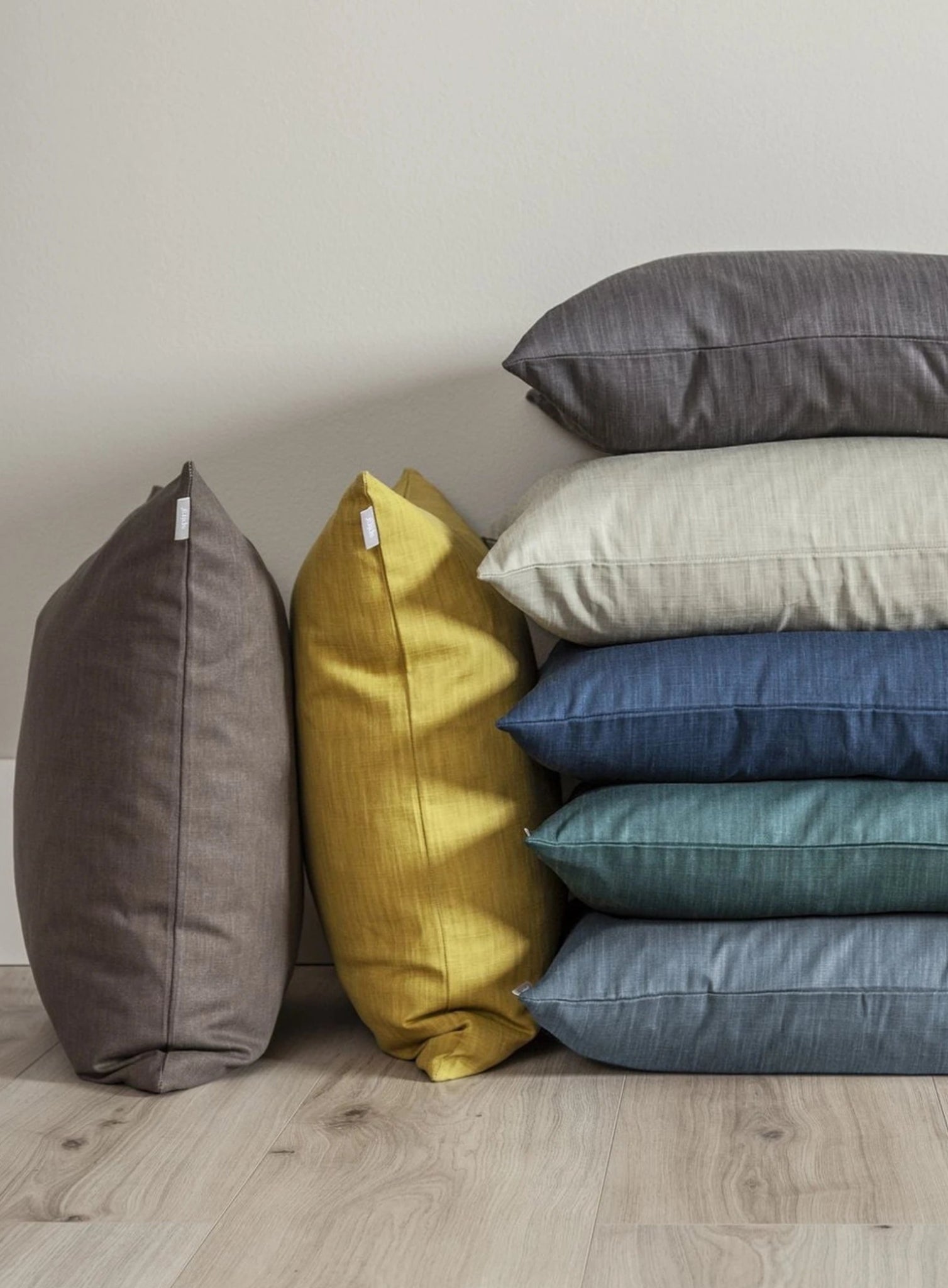 Spira Slät 50 I Klotz Cushion Cover, Dark Green