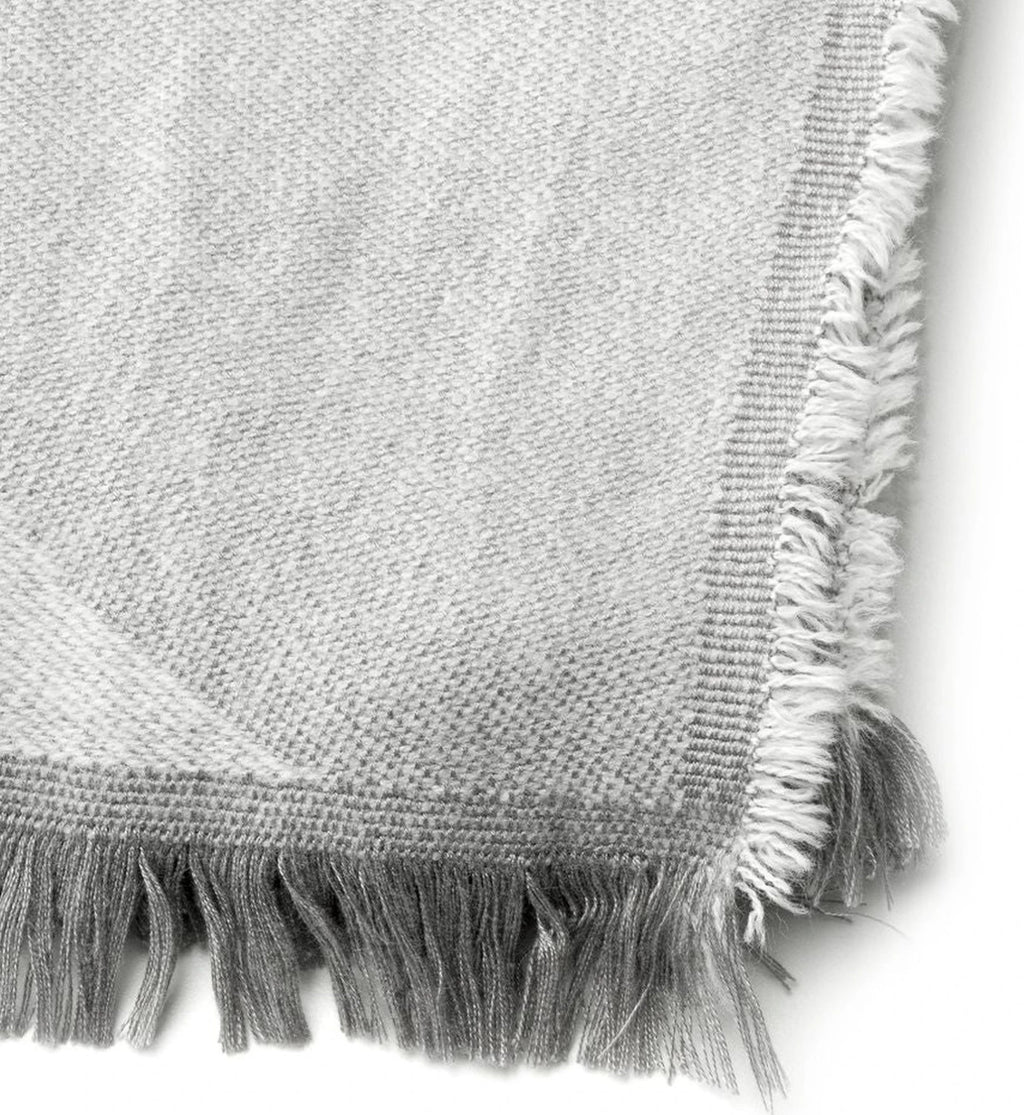 Novoform Design Loop Plaid, Cool Grey