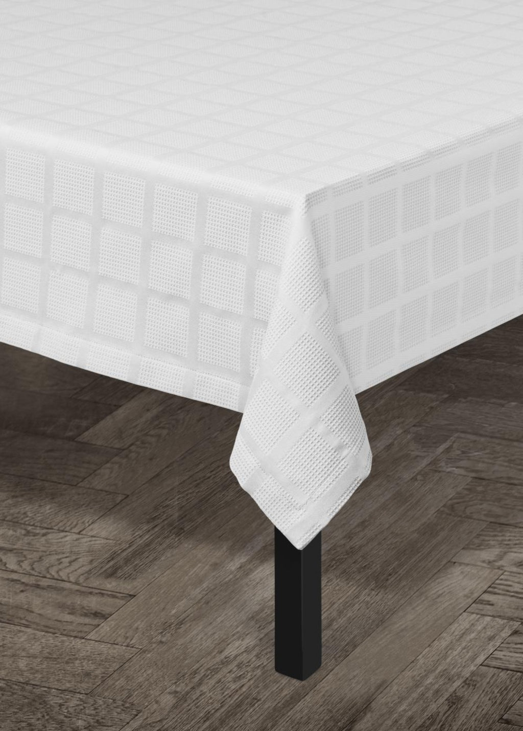 Juna Brick Damascus Tablecloth White, 150x220 Cm