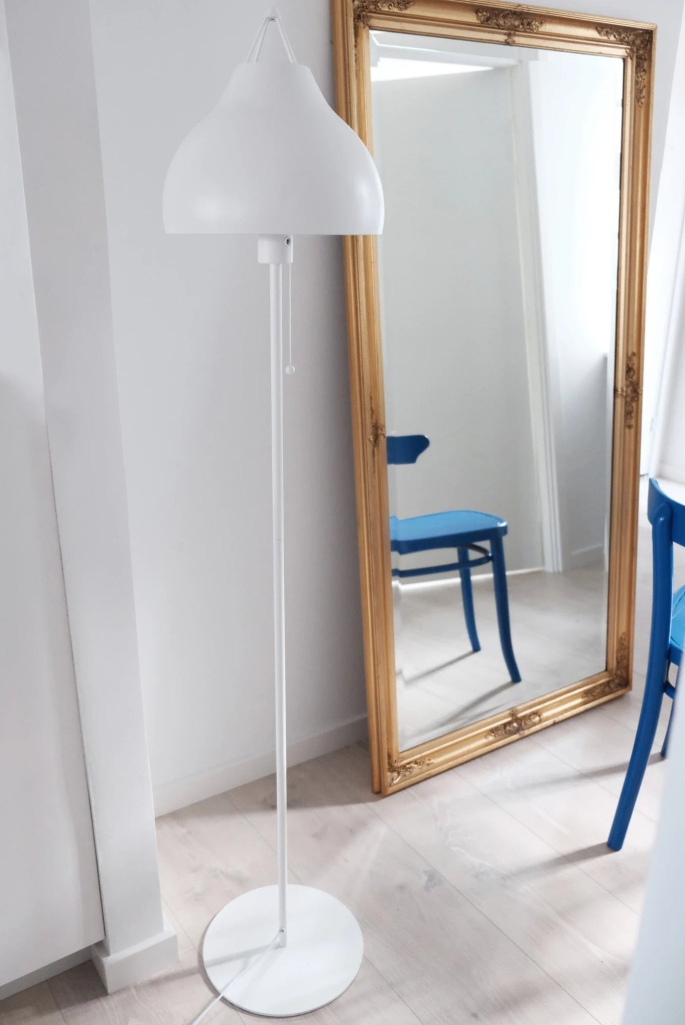 Dyberg Larsen Pyra Floor Lamp Matt White, 29cm