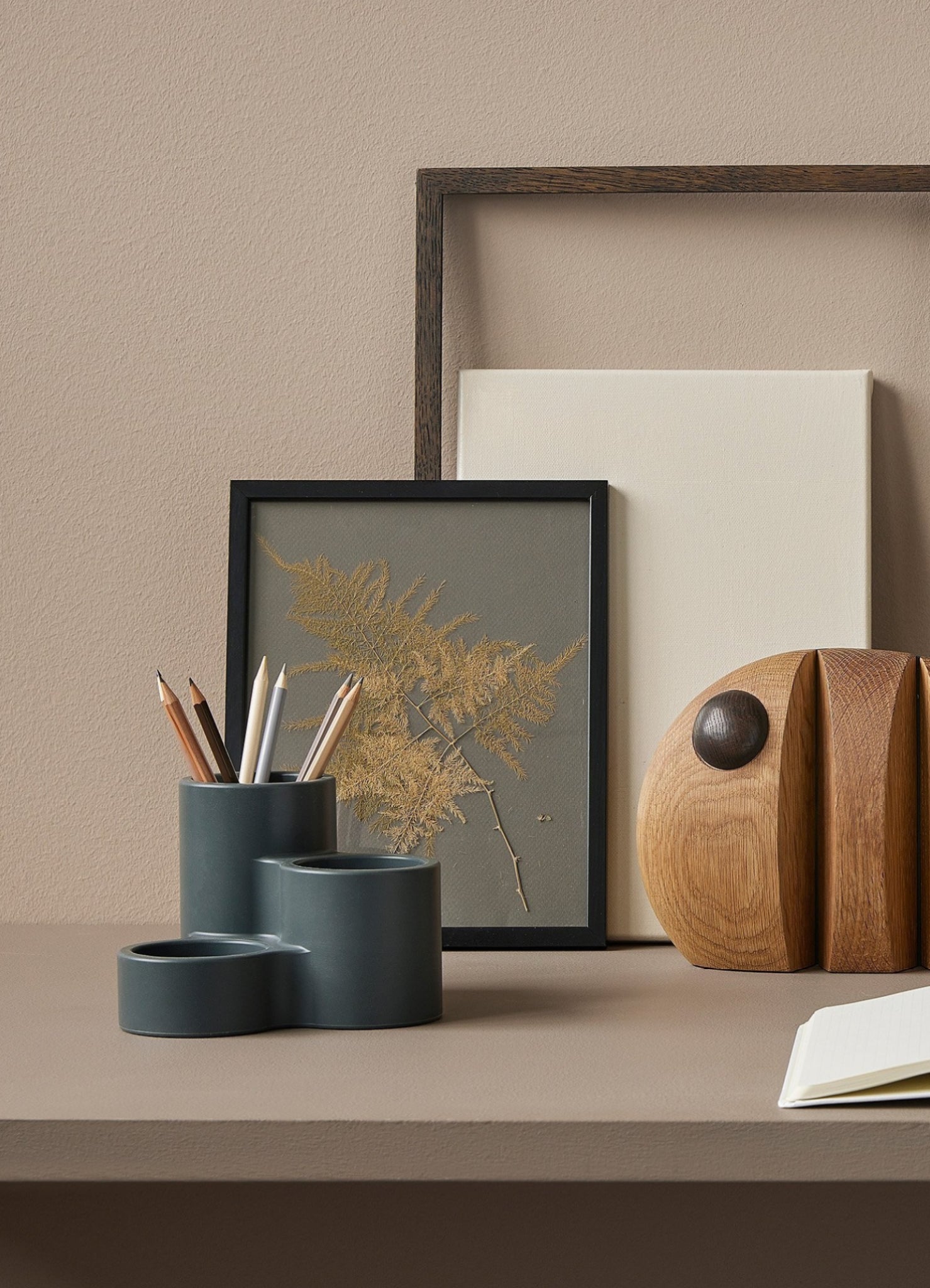 Spring Copenhagen Circles, Iron Grey