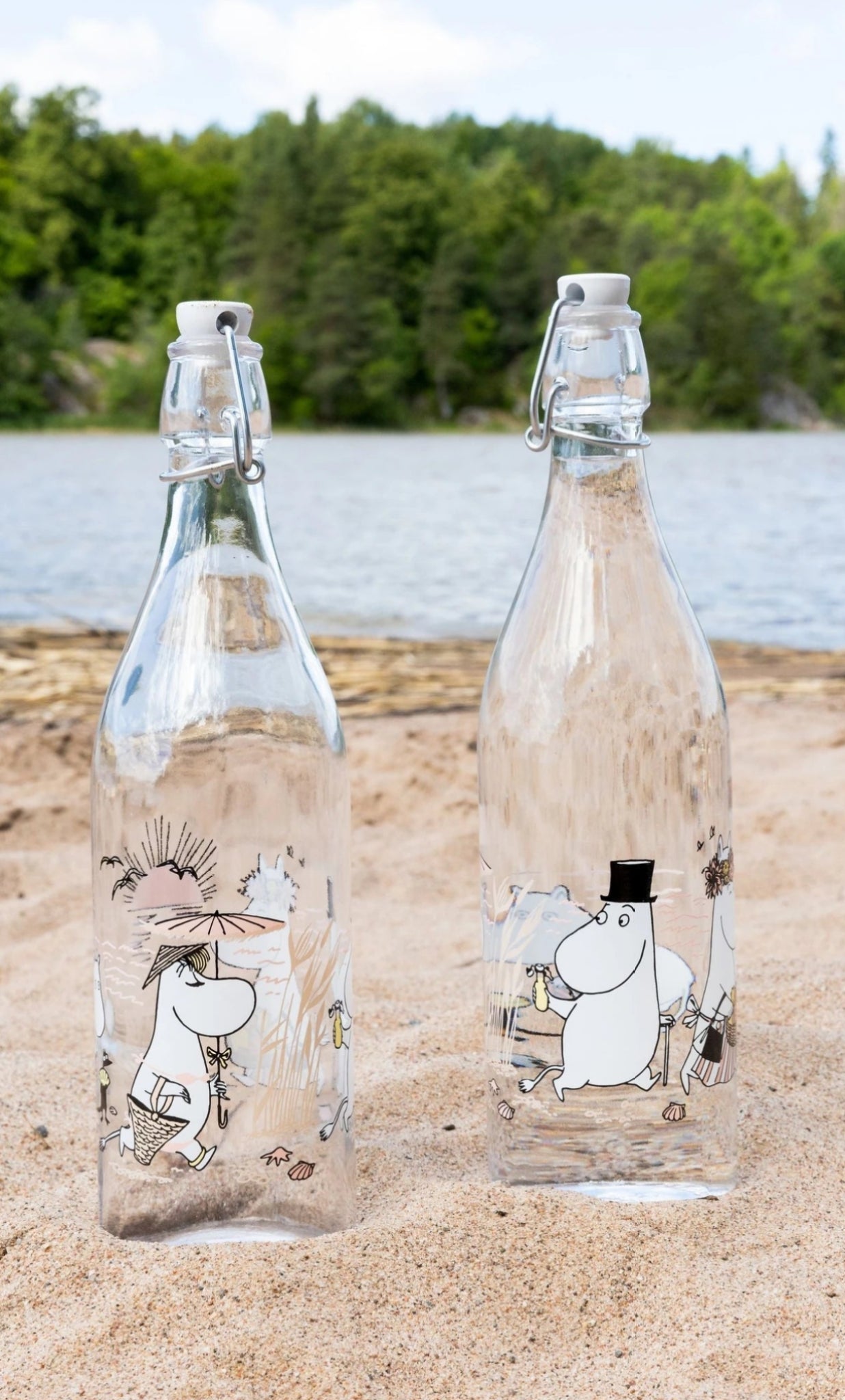 Muurla Moomin Glass Bottle, Fun In The Water