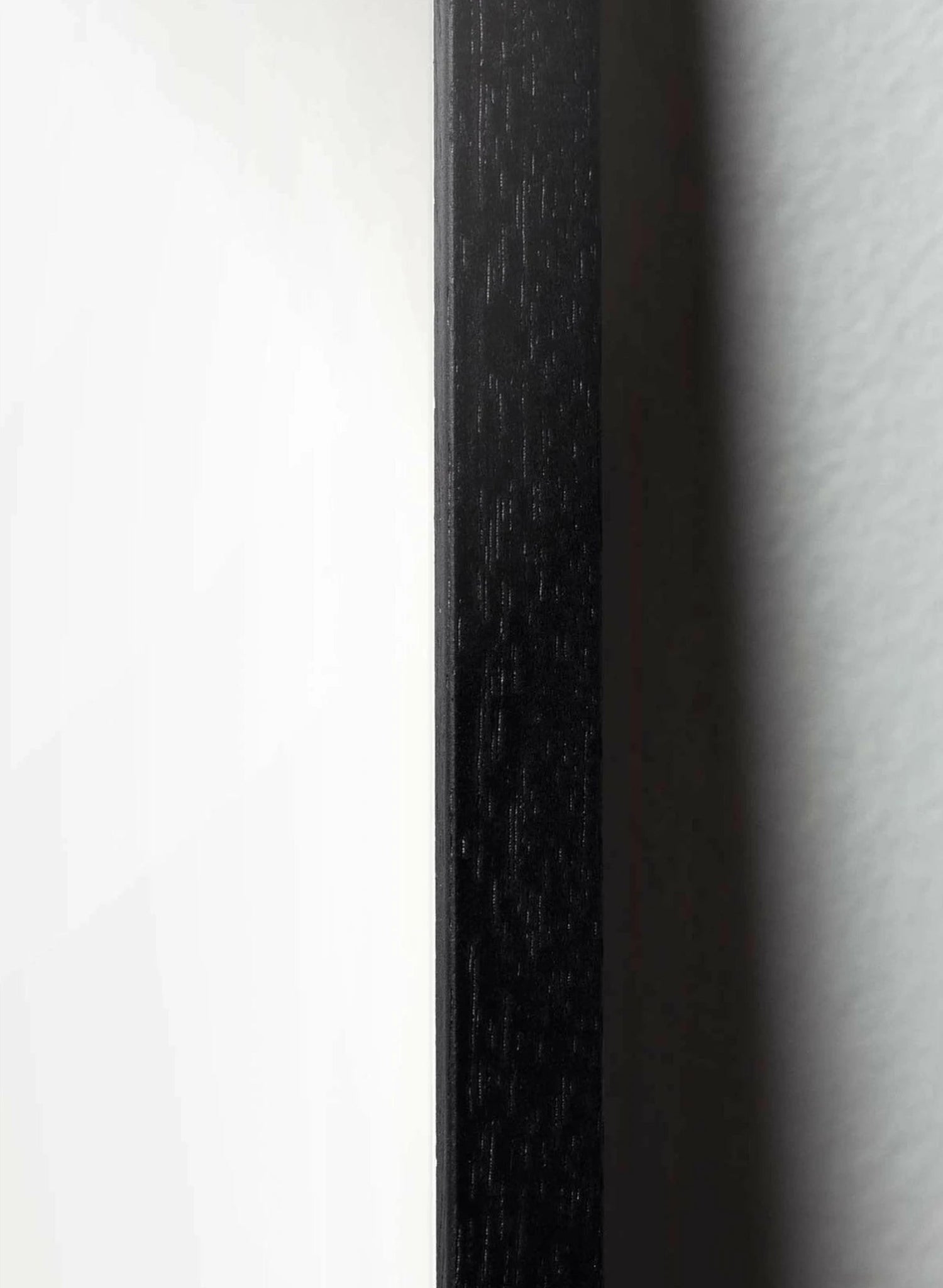 Brainchild flowerpot classic poster, frame in black lacquered wood A5, black background