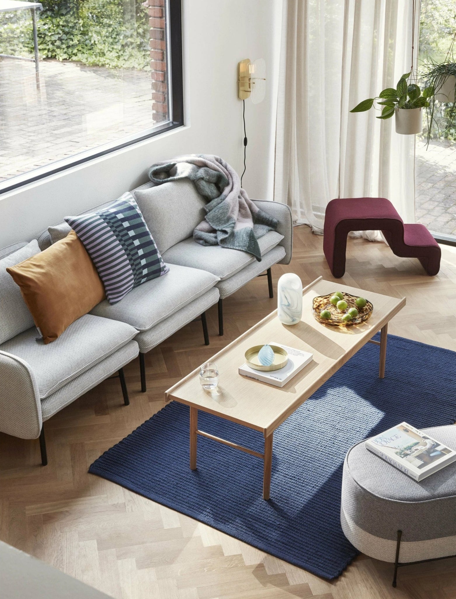 Elegant Hübsch Stream Coffee Table in Natural Oak - Minimalist Design