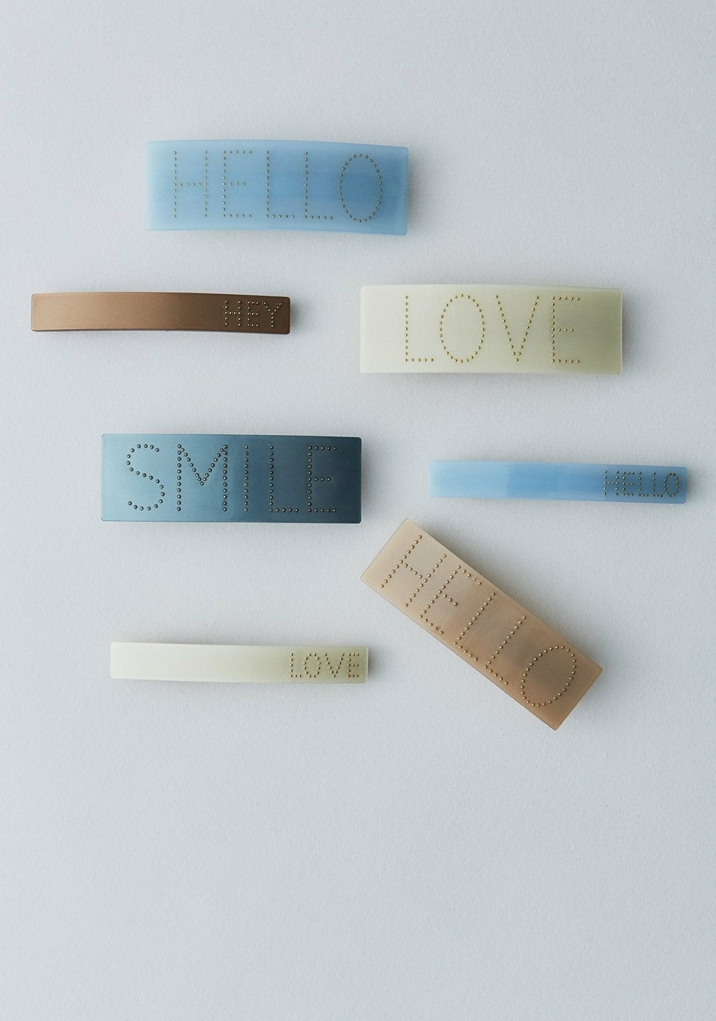 Design Letters Iconic Hair Clip, Blue Sky, Blue