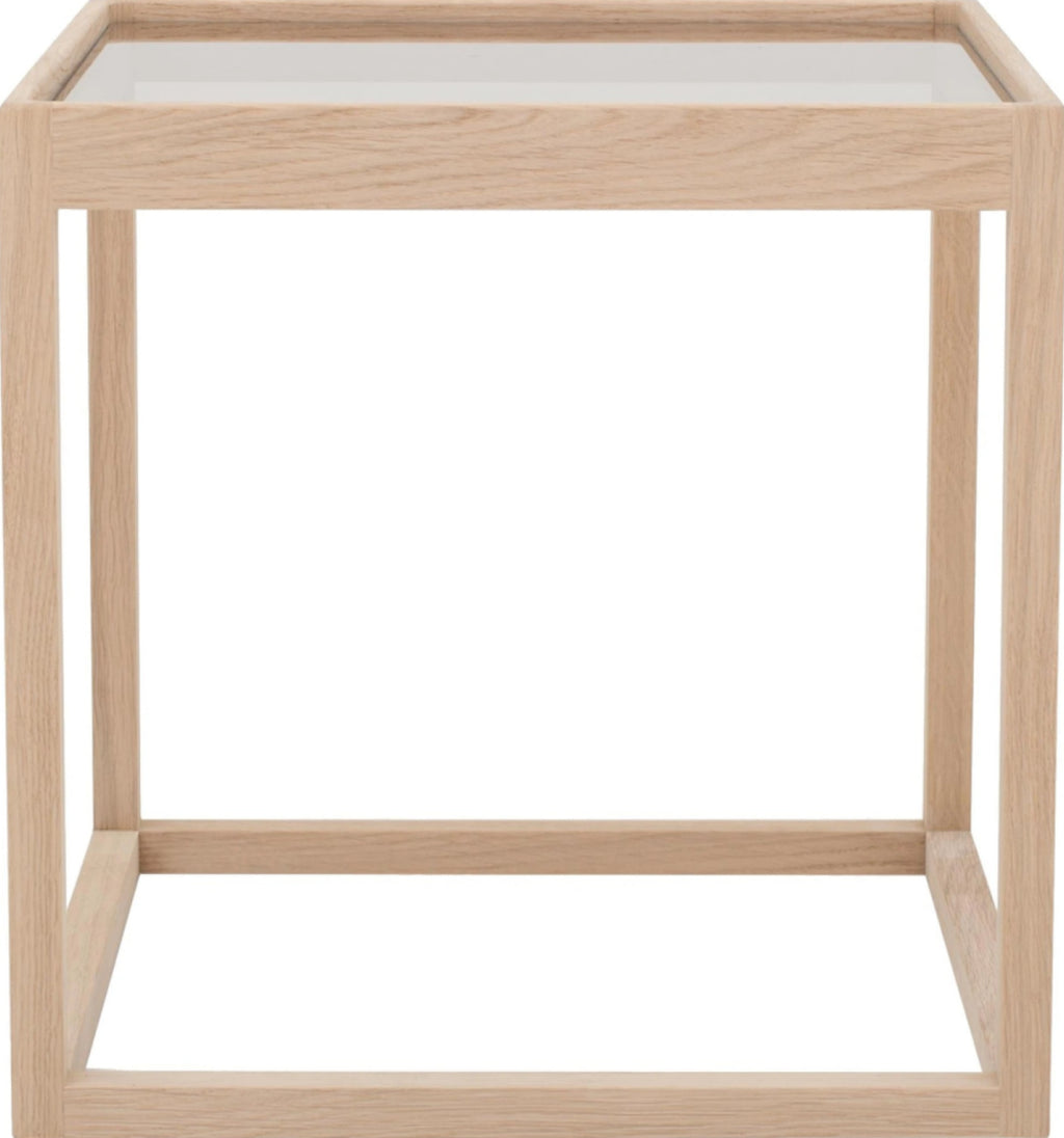 Klassik Studio KØ Cube Side Table Oak soap, smoked glass