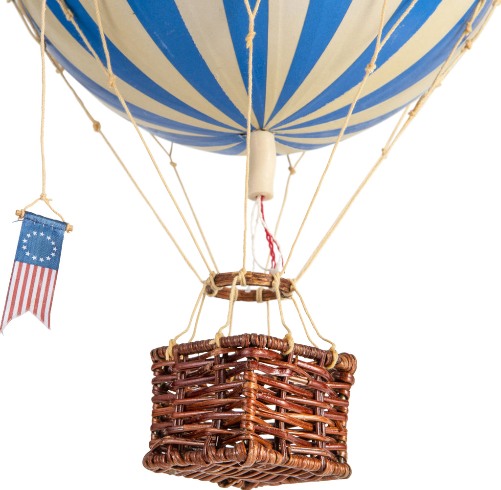 Authentic Models Travels Light Balloon Model, Blue , Ø 18 Cm