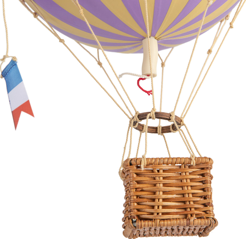 Authentic Models Travels Light Balloon Model, Lavender, Ø 18 Cm