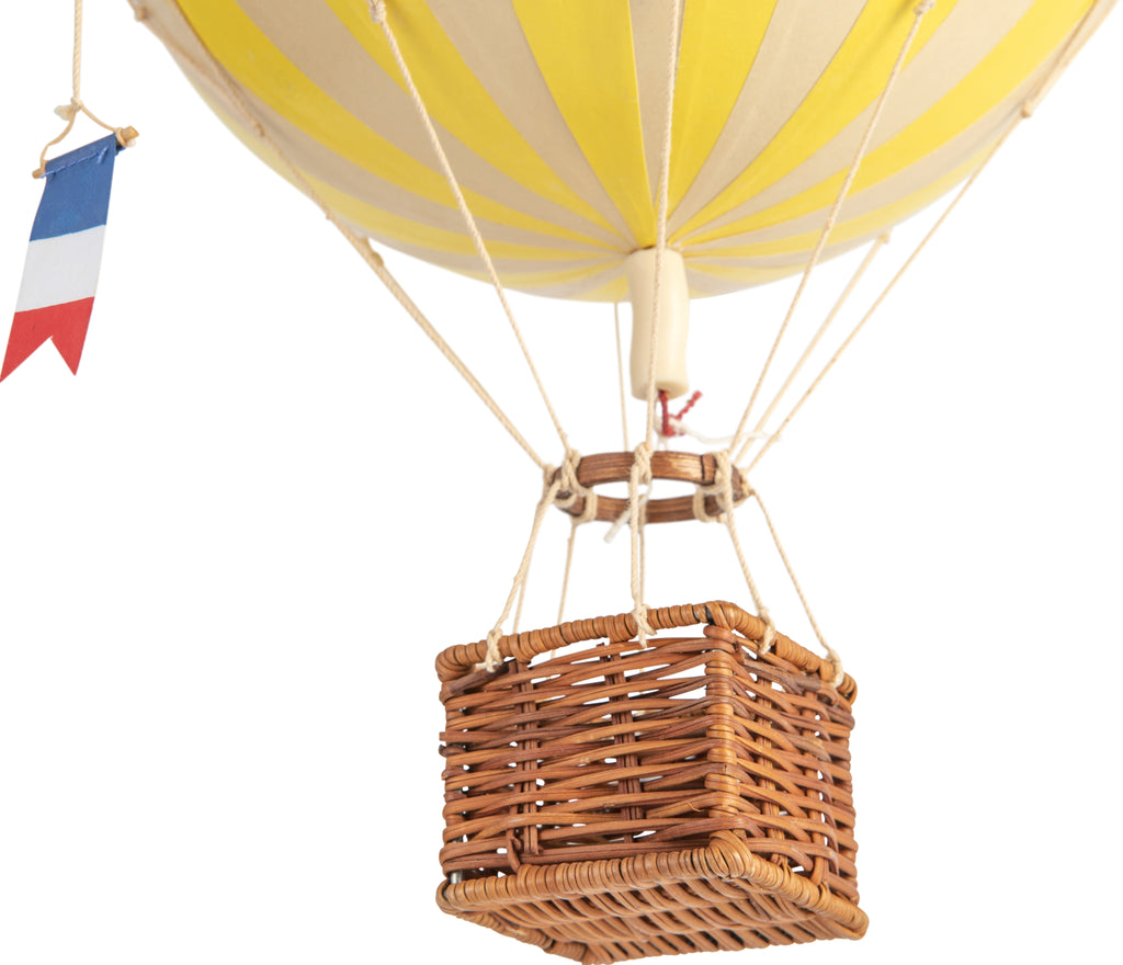 Authentic Models Travels Light Balloon Model, True Yellow, Ø 18 Cm