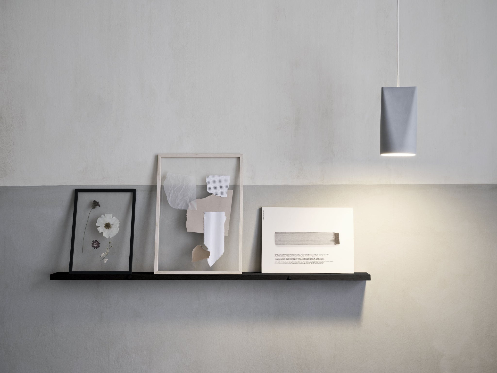 Moebe Gallery Shelf 70 cm Black - Solid Oak Wall Decor Display Shelf