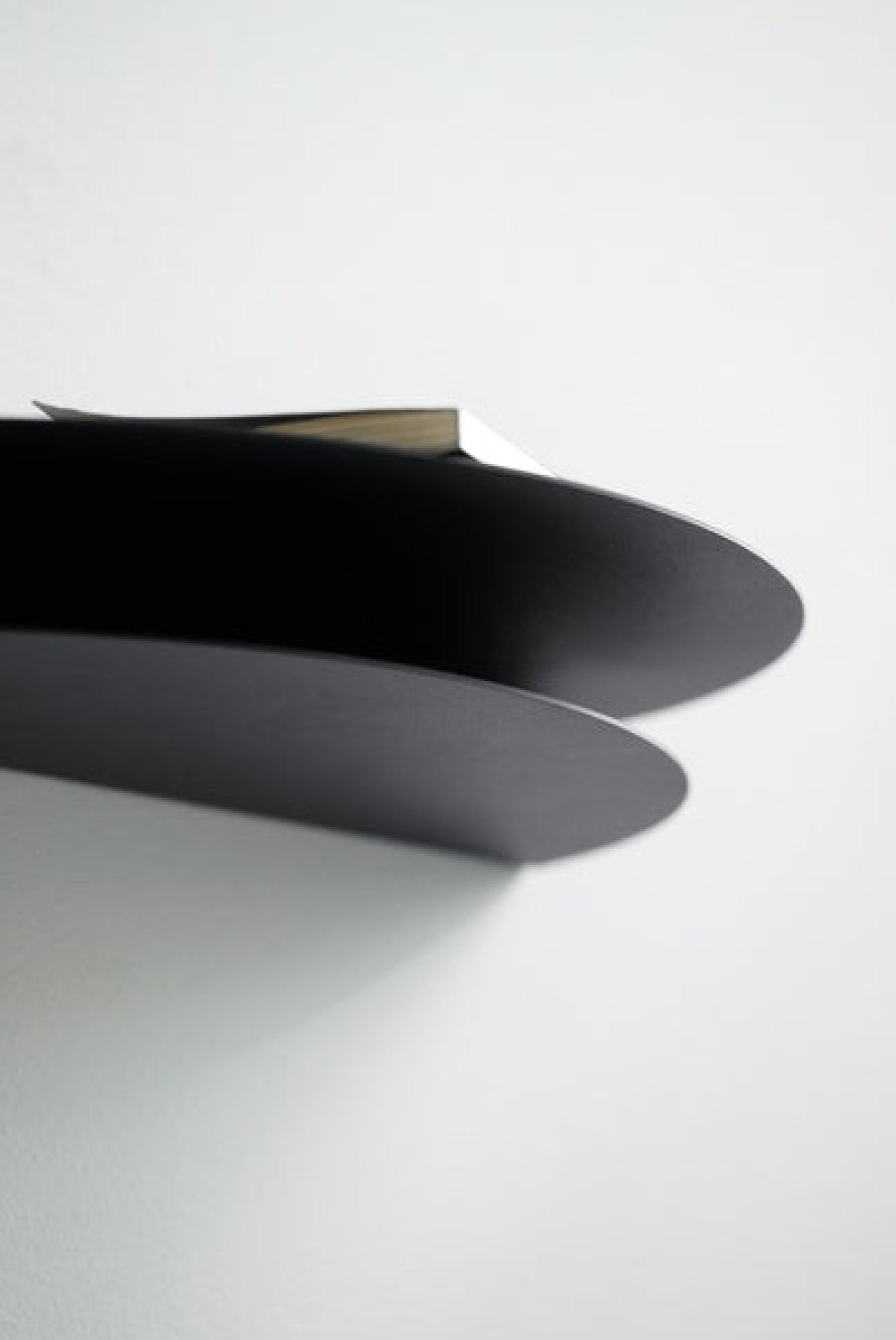 Stylish Moebe Half Moon Shelf in Warm Grey - 20x40 cm Steel Design