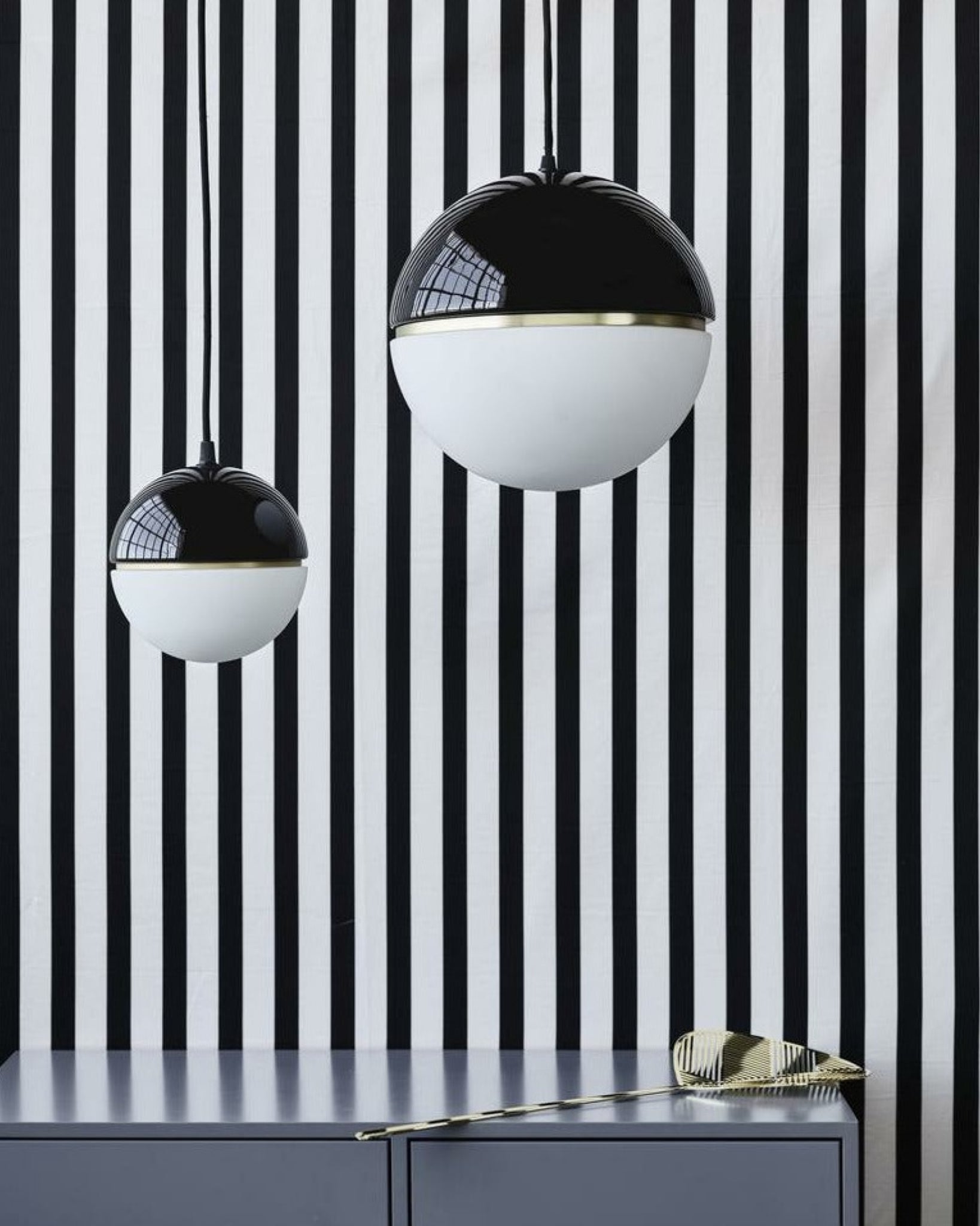 Lucie Kaas Macaroon pendant lamps dark grey, Ø26 cm