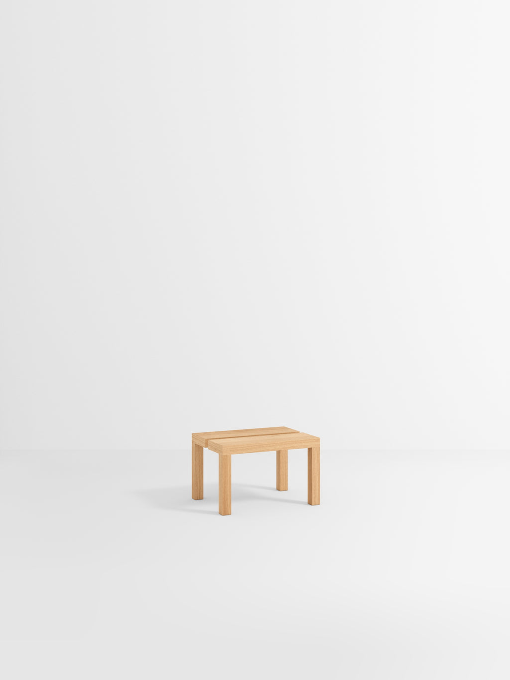 Moebe Peg Step Stool: Versatile, Stackable Oak Stool for Home Use