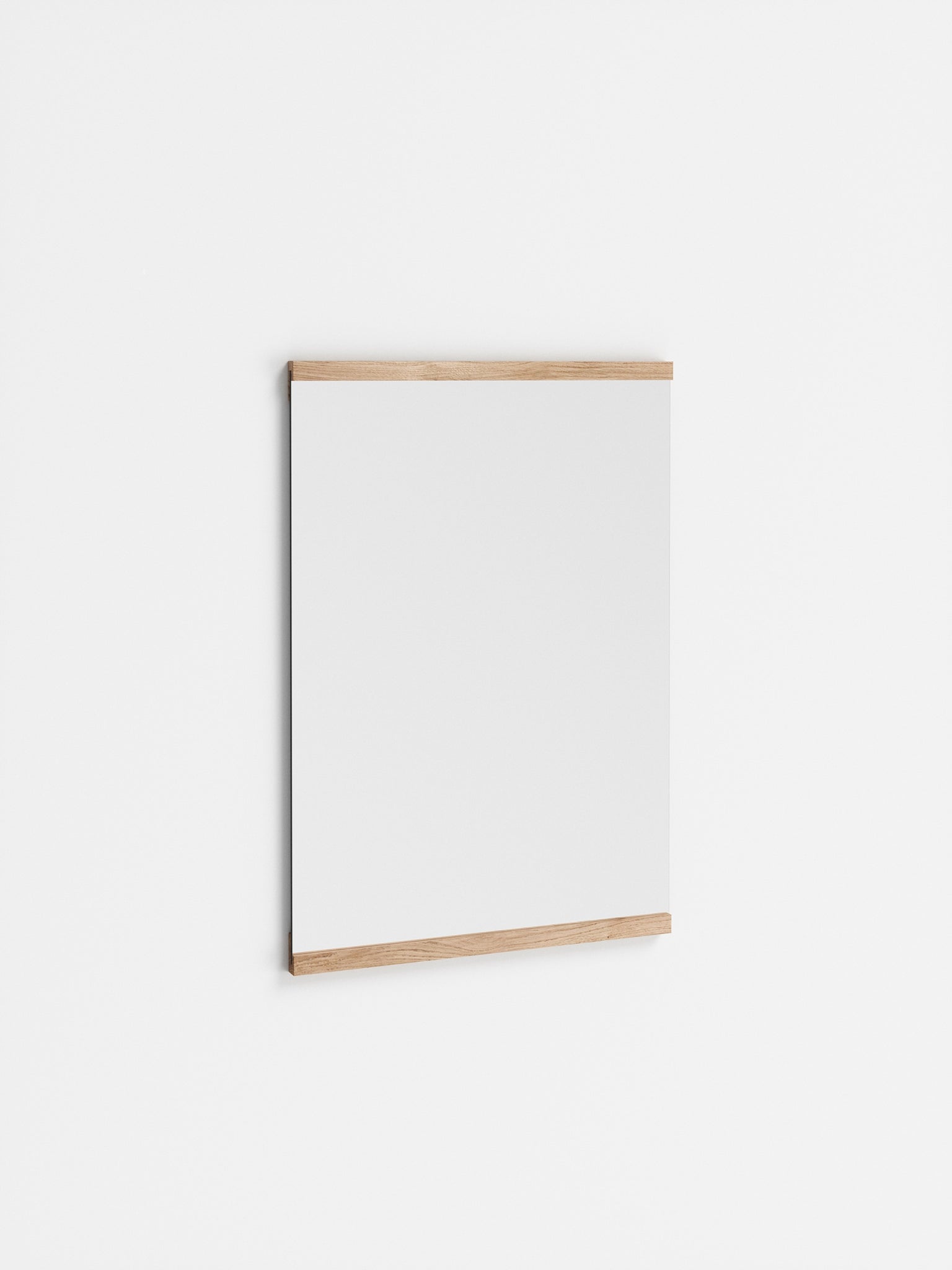 Moebe Rectangular Oak Wall Mirror 43.3x30 cm - Minimalist Nordic Design