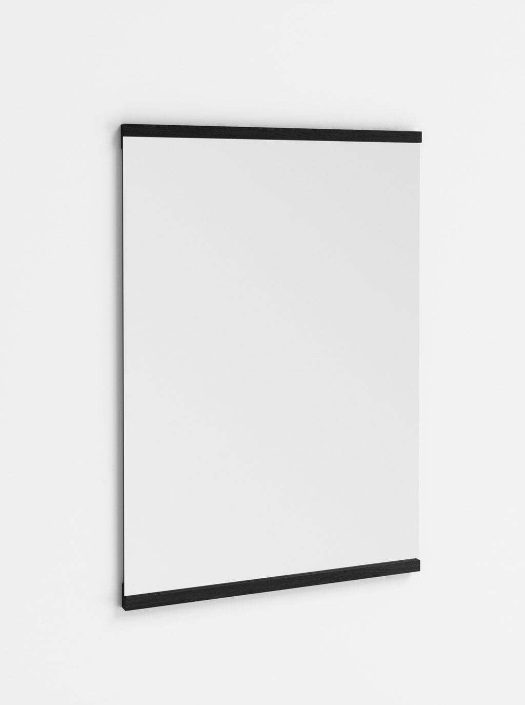 Minimalist Black Moebe Wall Mirror 71.9x50 cm - Nordic Oak Design